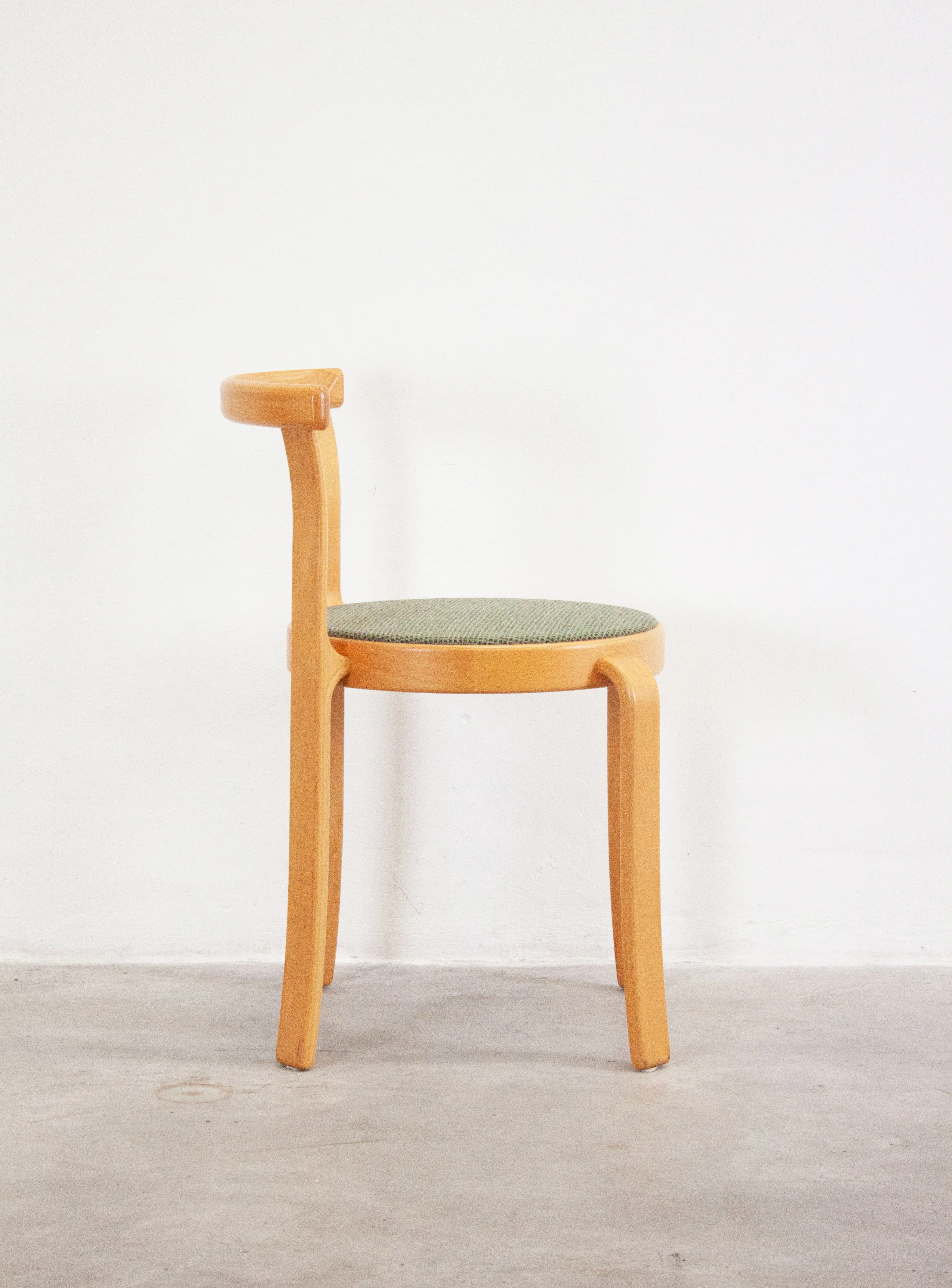 Magnus Olesen 8000 Dining Chairs by Rud Thygesen & Johnny Sørensen (Green) - Image 26