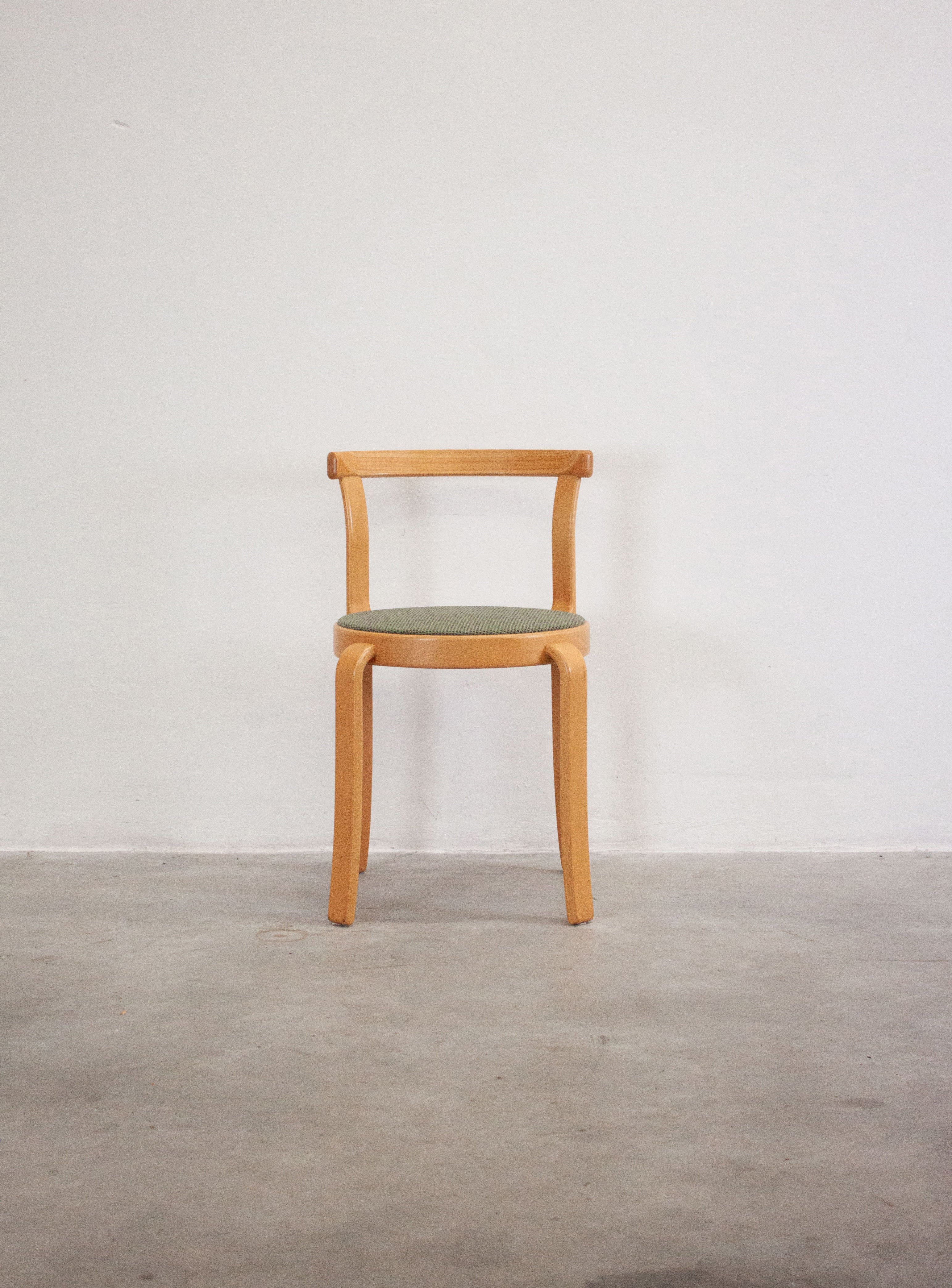 Magnus Olesen 8000 Dining Chairs by Rud Thygesen & Johnny Sørensen (Green) - Image 29