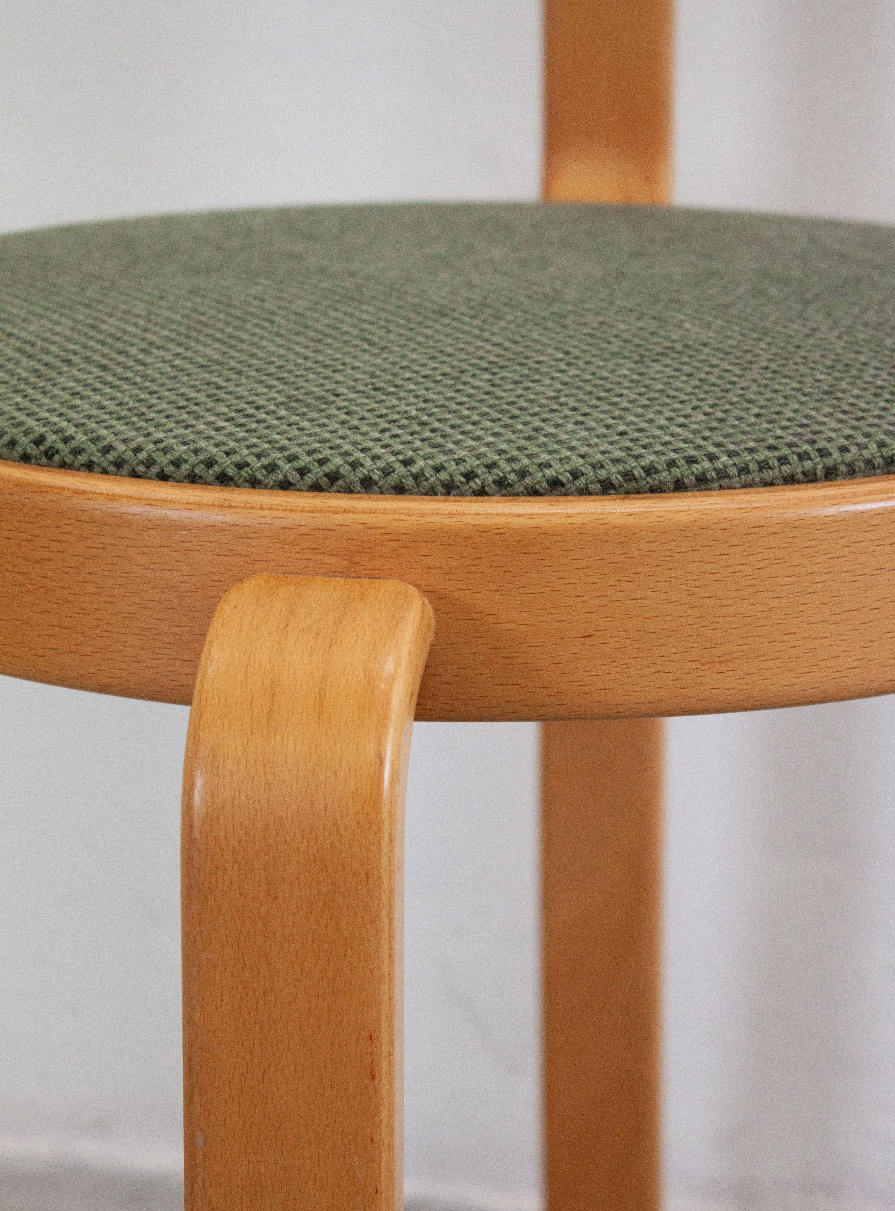 Magnus Olesen 8000 Dining Chairs by Rud Thygesen & Johnny Sørensen (Green) - Image 35