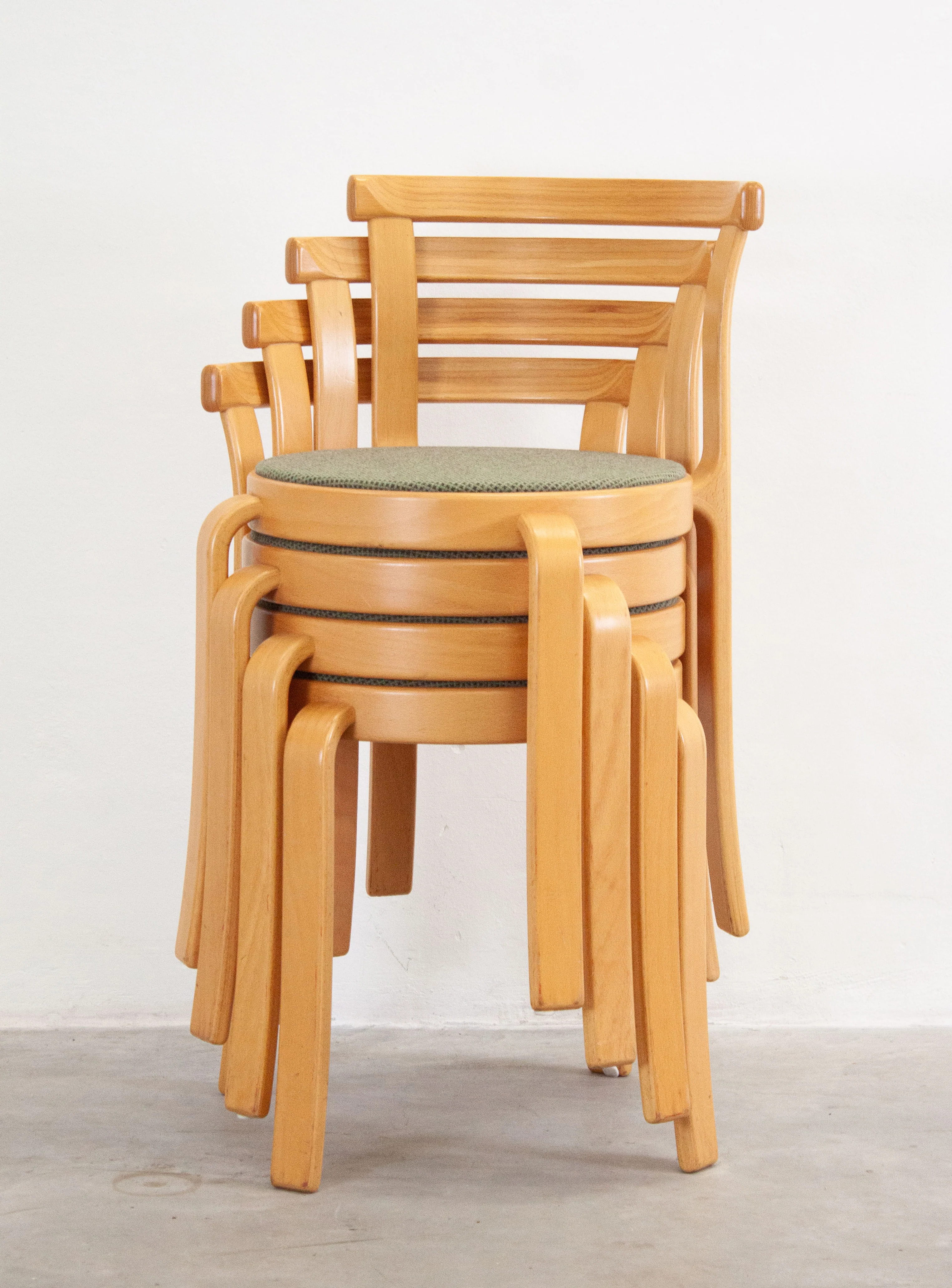 Magnus Olesen 8000 Dining Chairs by Rud Thygesen & Johnny Sørensen (Green) - Image 4