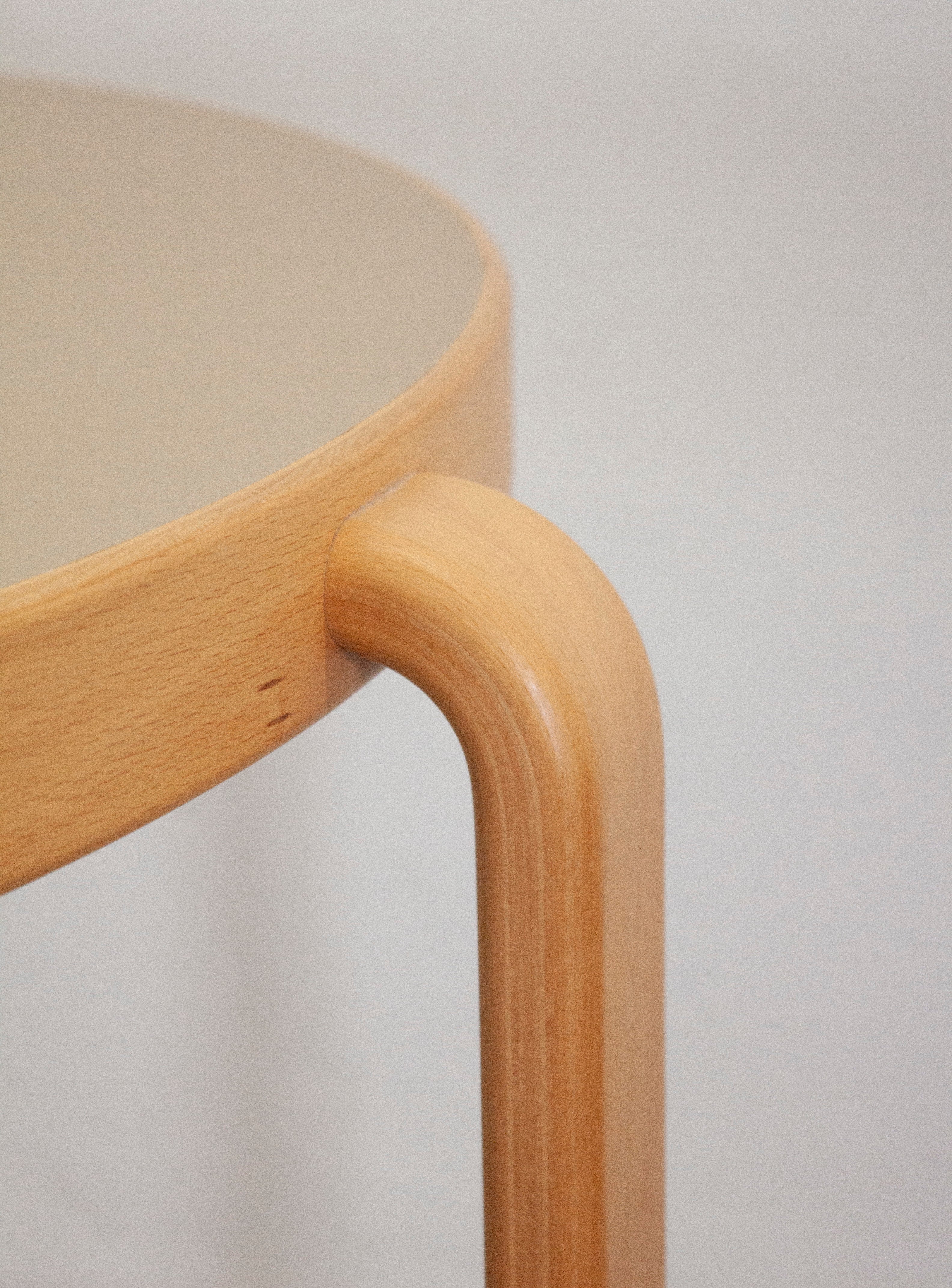Magnus Olesen 8000 Round Dining Table by Rud Thygesen & Johnny Sørensen (Beige) - Image 13