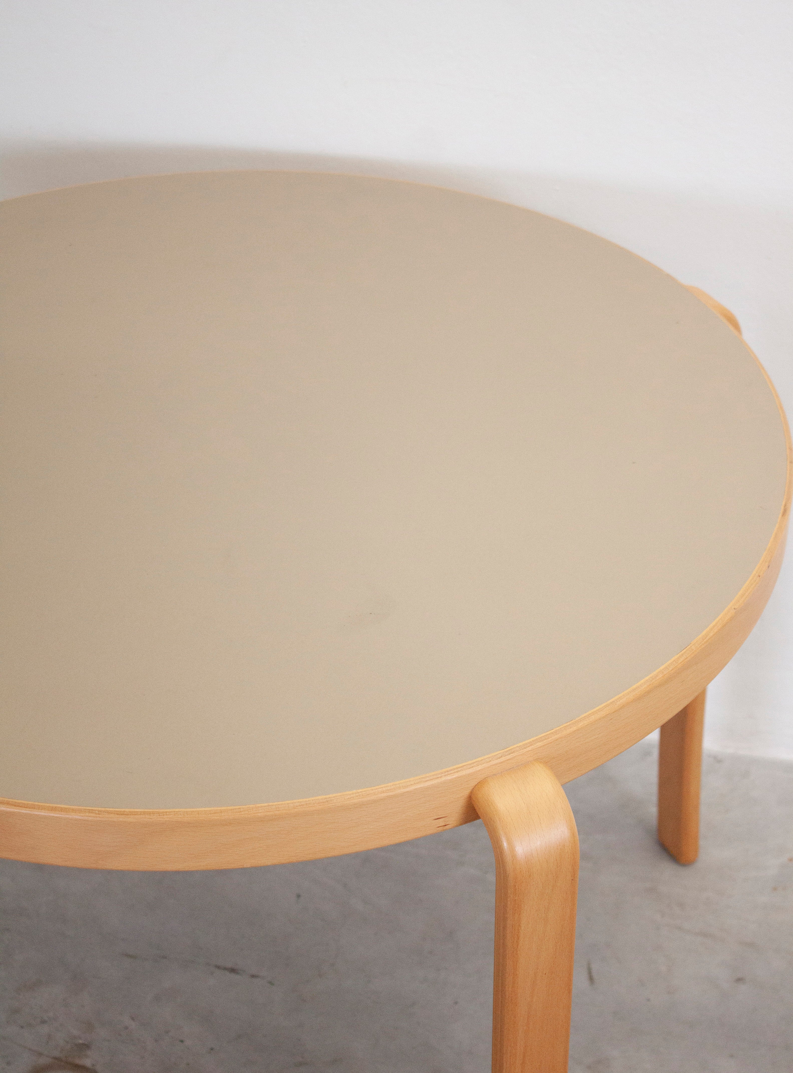 Magnus Olesen 8000 Round Dining Table by Rud Thygesen & Johnny Sørensen (Beige) - Image 18
