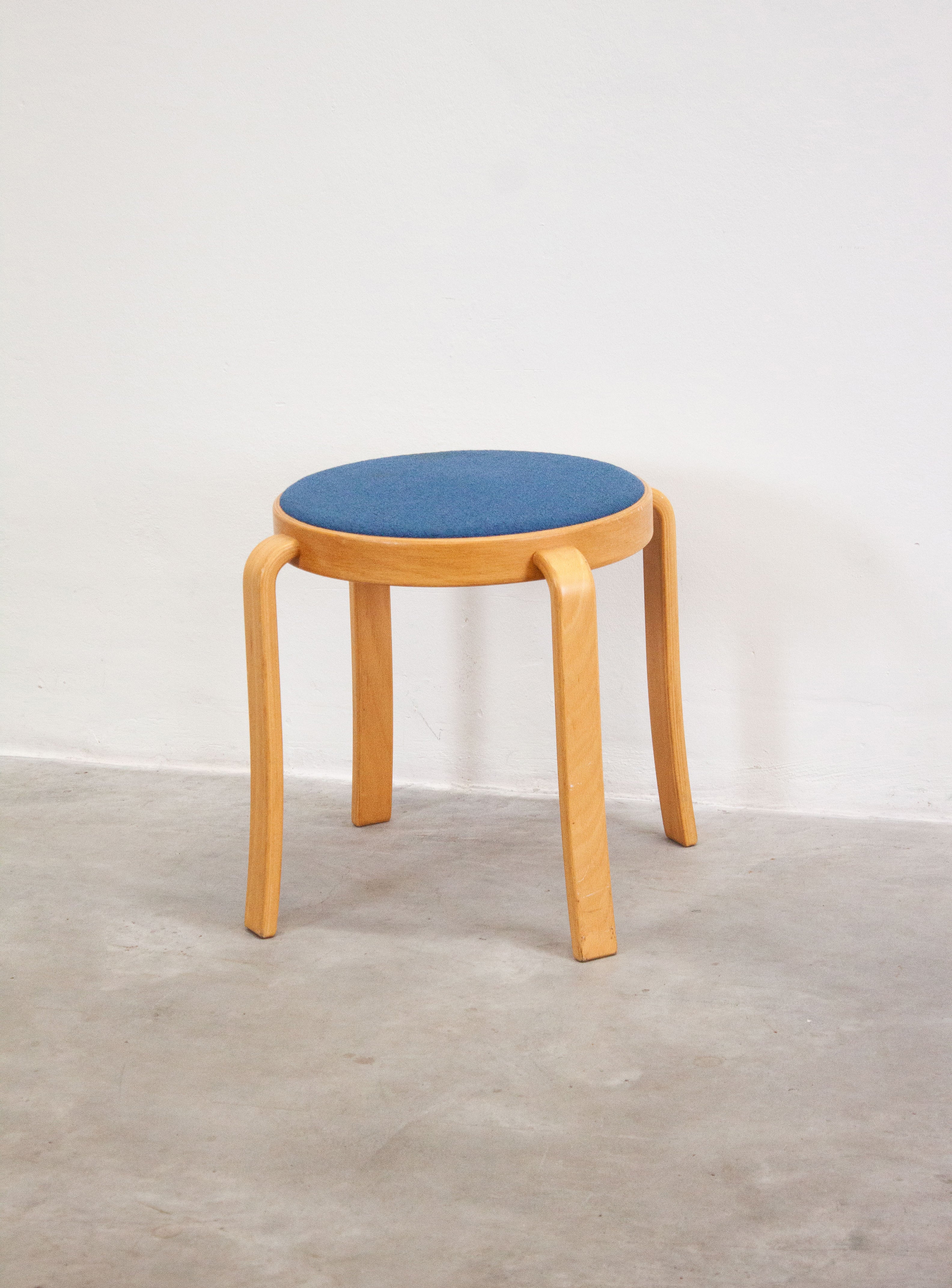 Magnus Olesen 8000 Stool by Rud Thygesen & Johnny Sørensen (Blue)