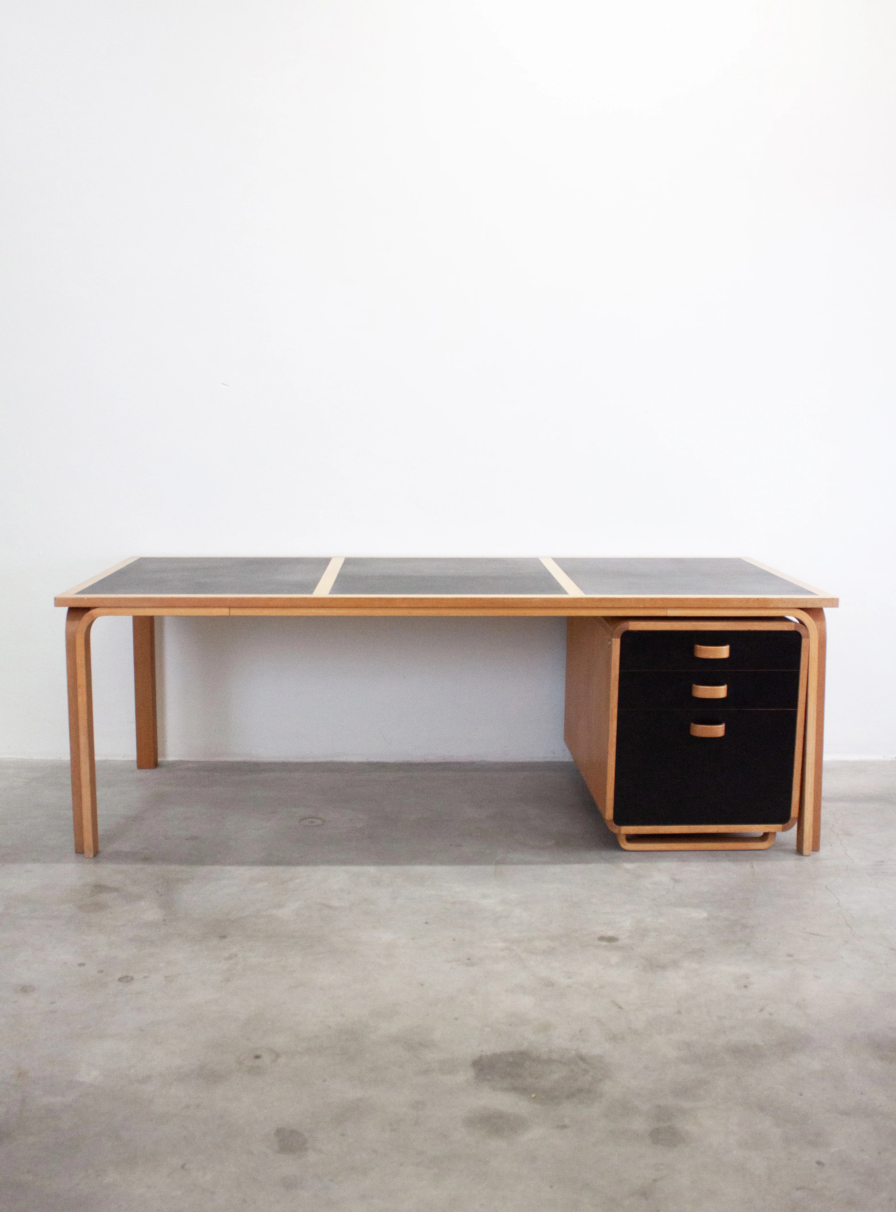 Magnus Olesen Large Desk by Rud Thygesen & Johnny Sørensen (Black) - Image 2