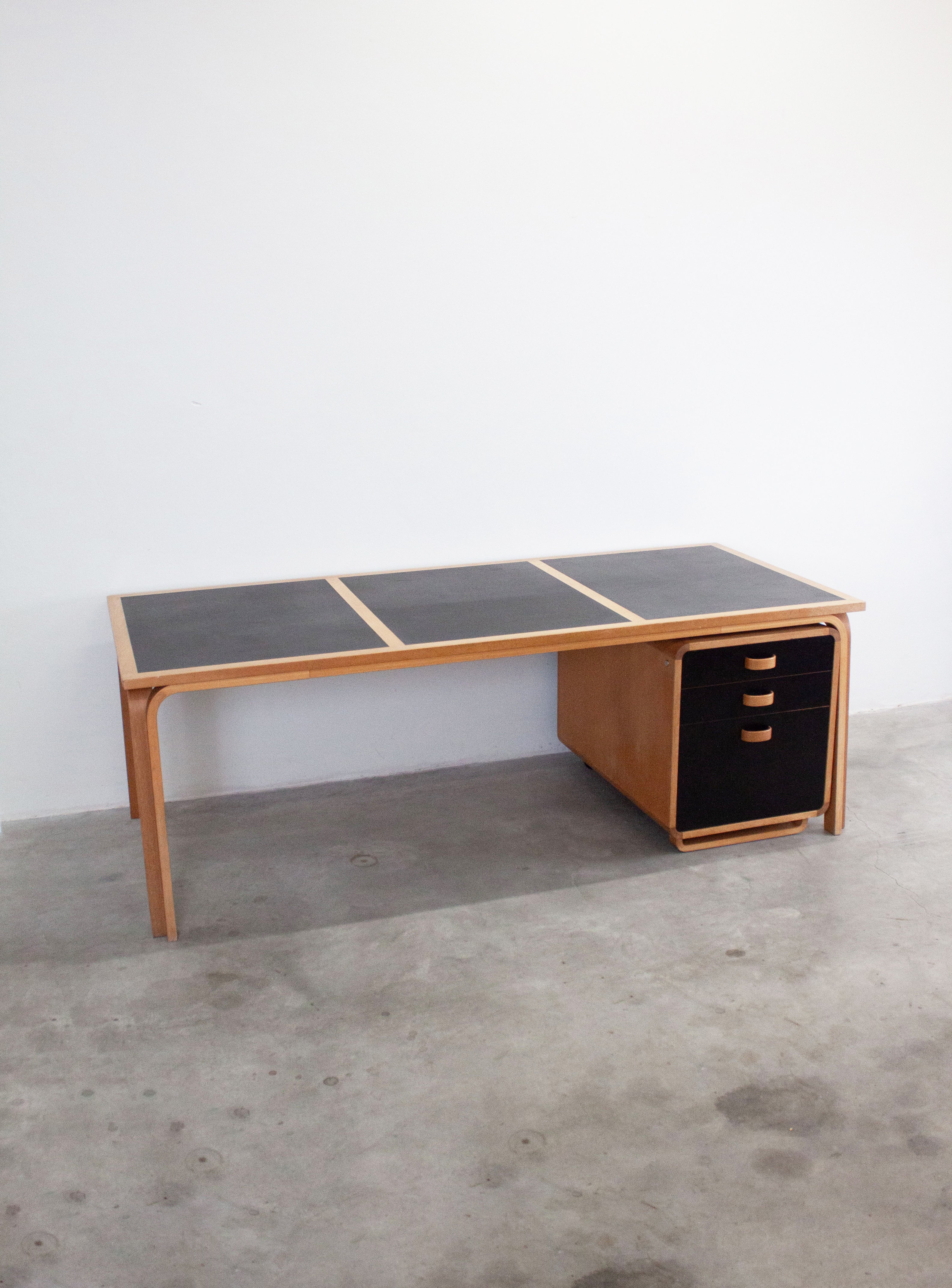 Magnus Olesen Large Desk by Rud Thygesen & Johnny Sørensen (Black) - Image 3