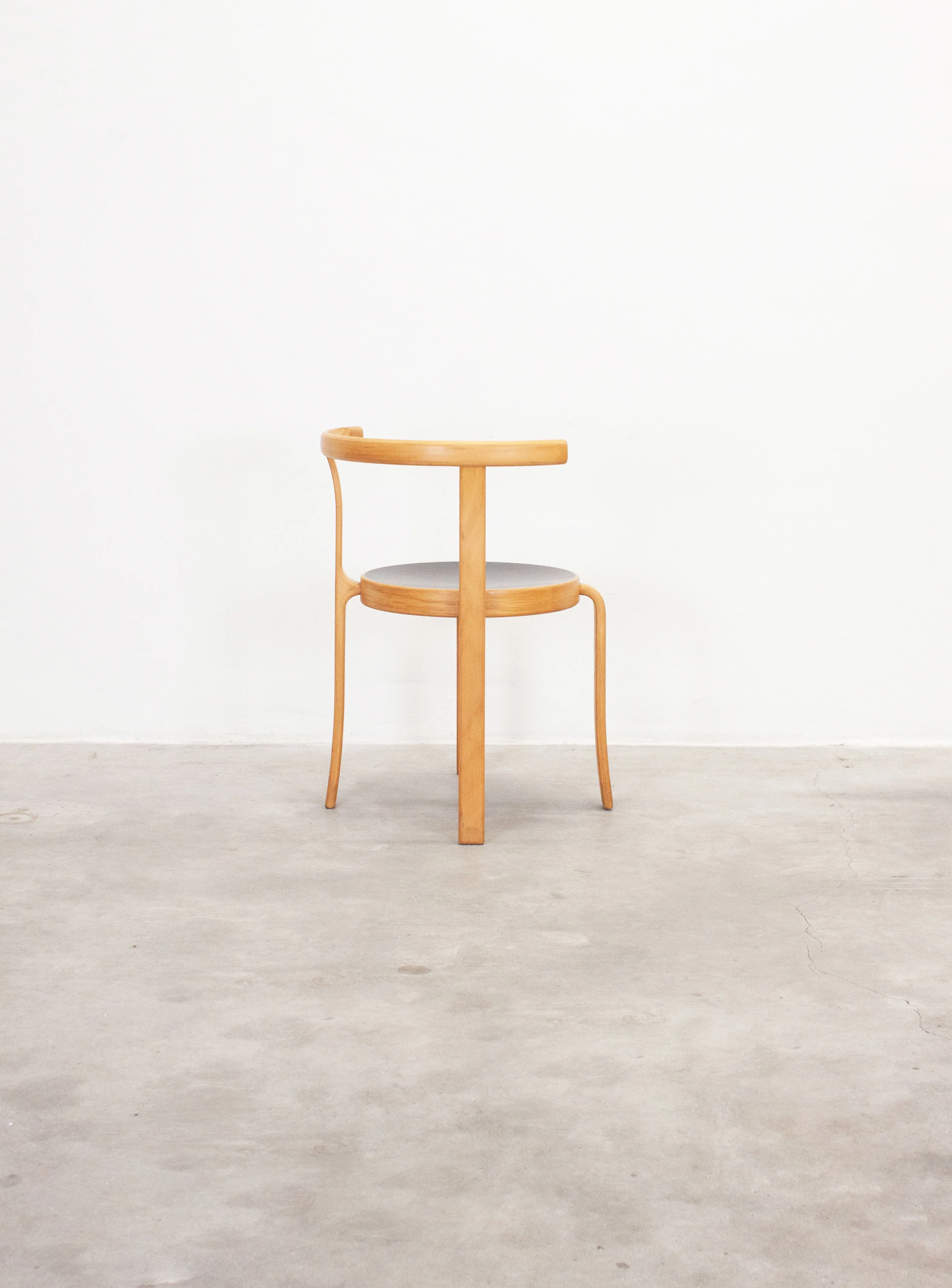 Magnus Olesen Model 8000 Dining Chair by Rud Thygesen & Johnny Sørensen (Black) - Image 10