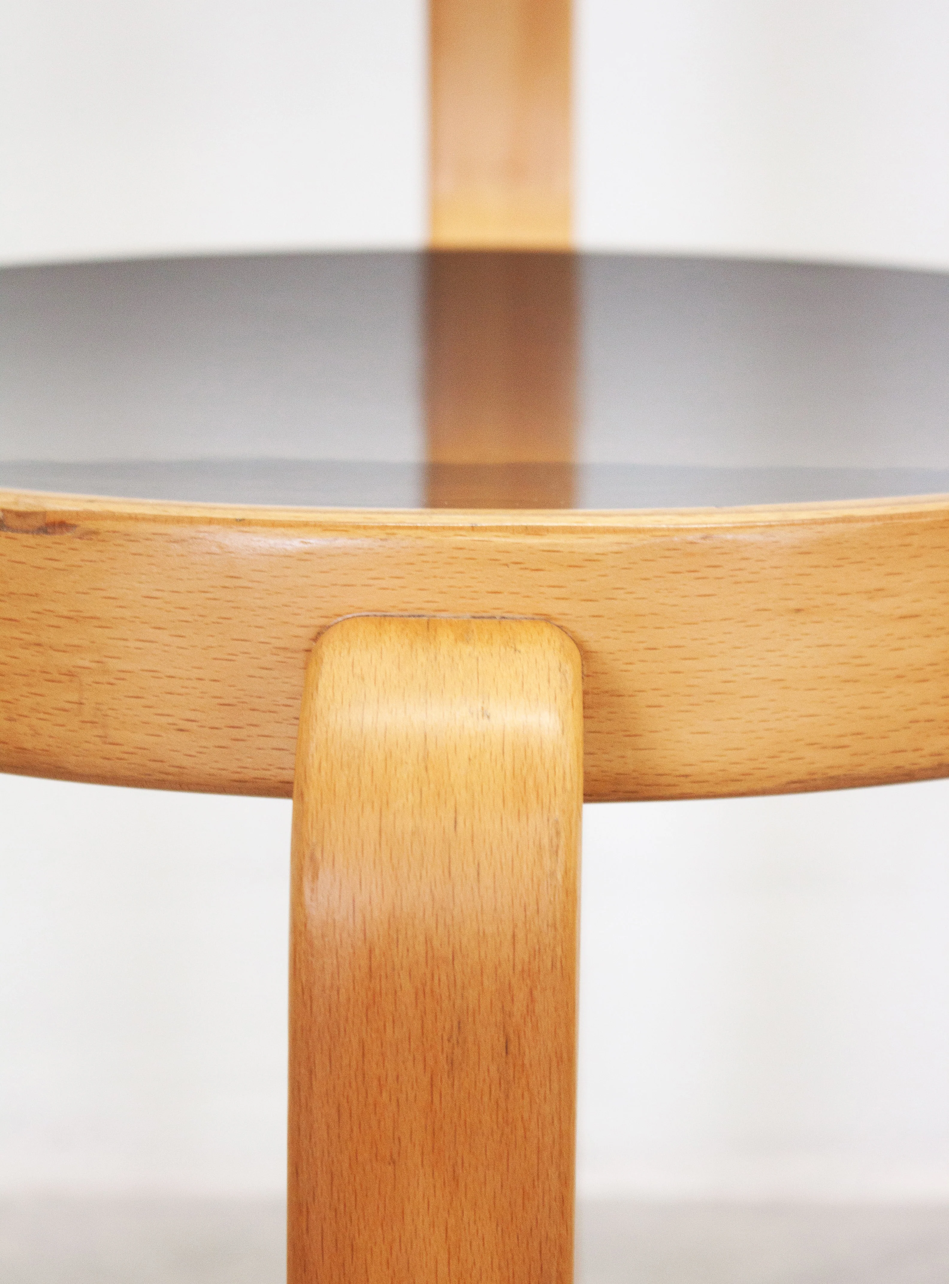 Magnus Olesen Model 8000 Dining Chair by Rud Thygesen & Johnny Sørensen (Black) - Image 3