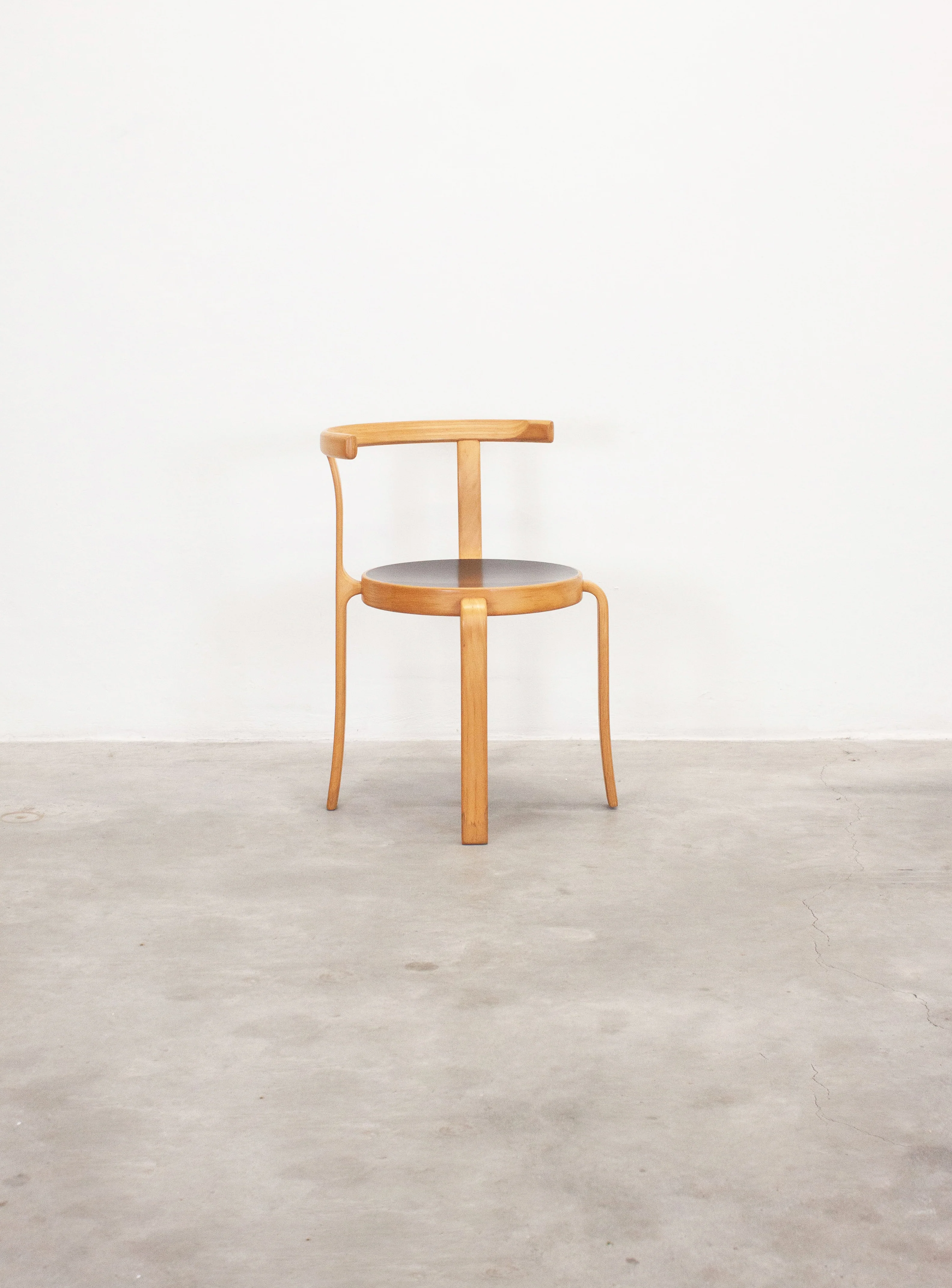 Magnus Olesen Model 8000 Dining Chair by Rud Thygesen & Johnny Sørensen (Black) - Image 8