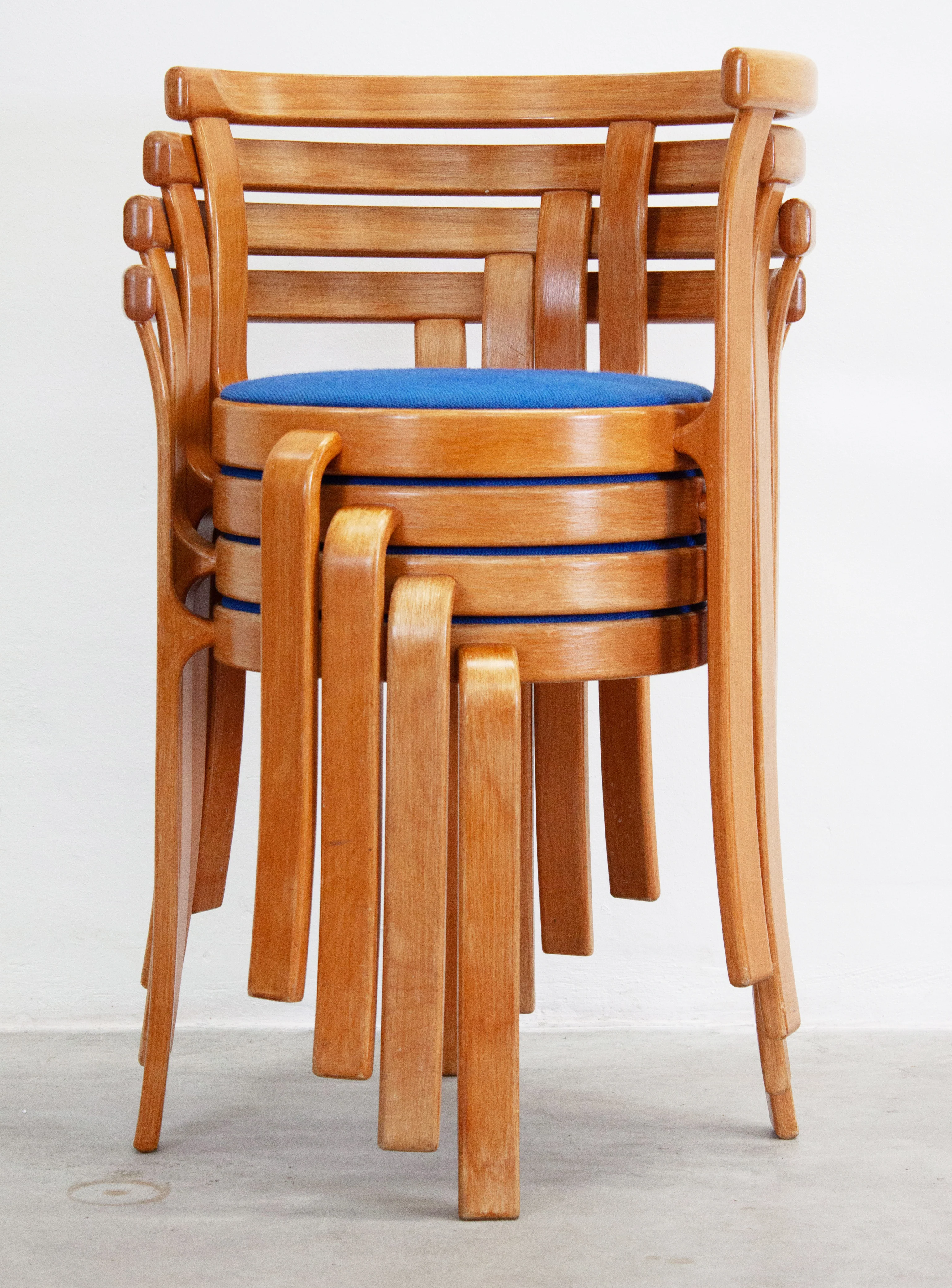 Magnus Olesen Model 8000 Dining Chair by Rud Thygesen & Johnny Sørensen (Blue) - Image 25