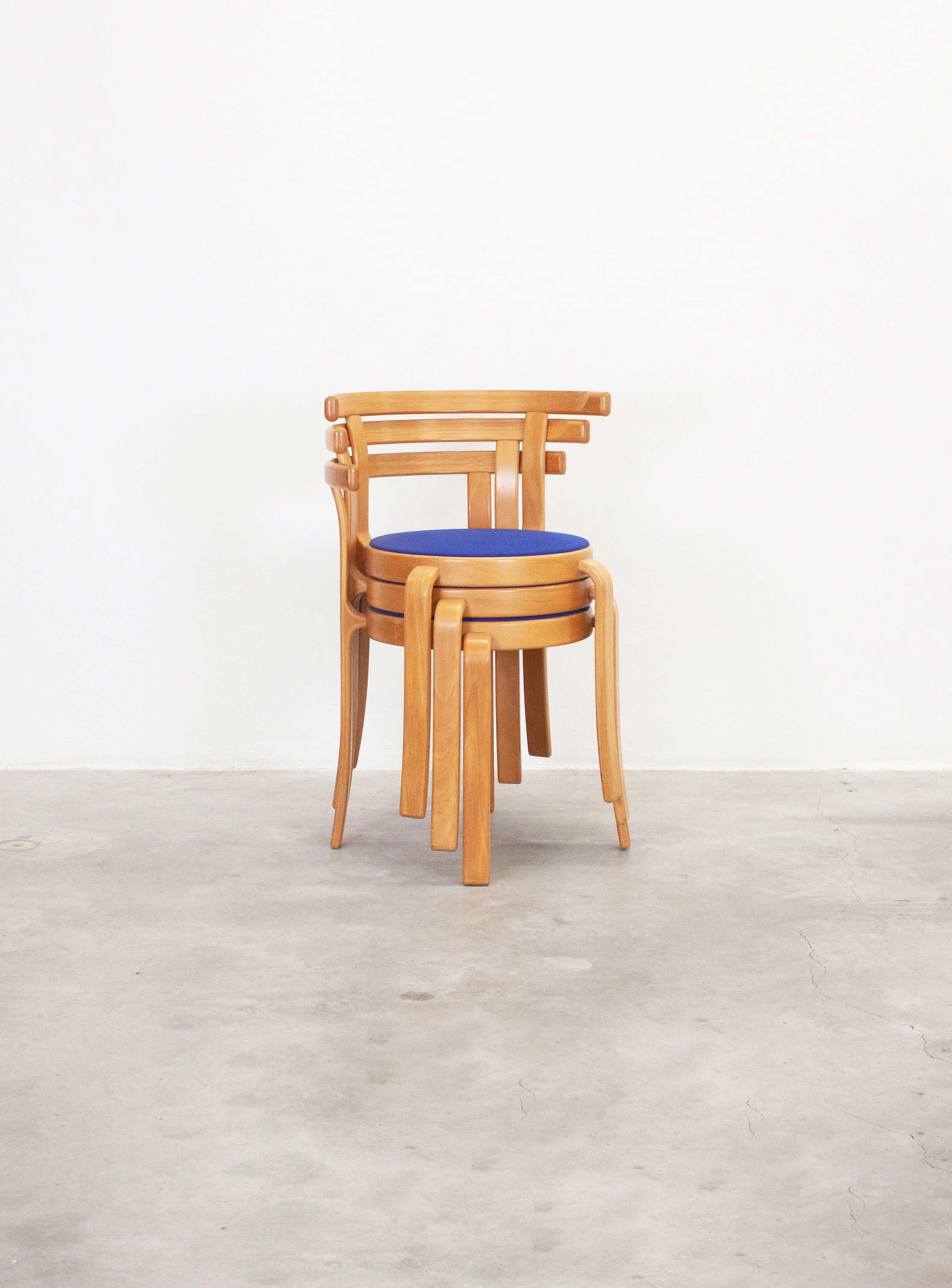 Magnus Olesen Model 8000 Dining Chair by Rud Thygesen & Johnny Sørensen (Cobalt Blue) - Image 2