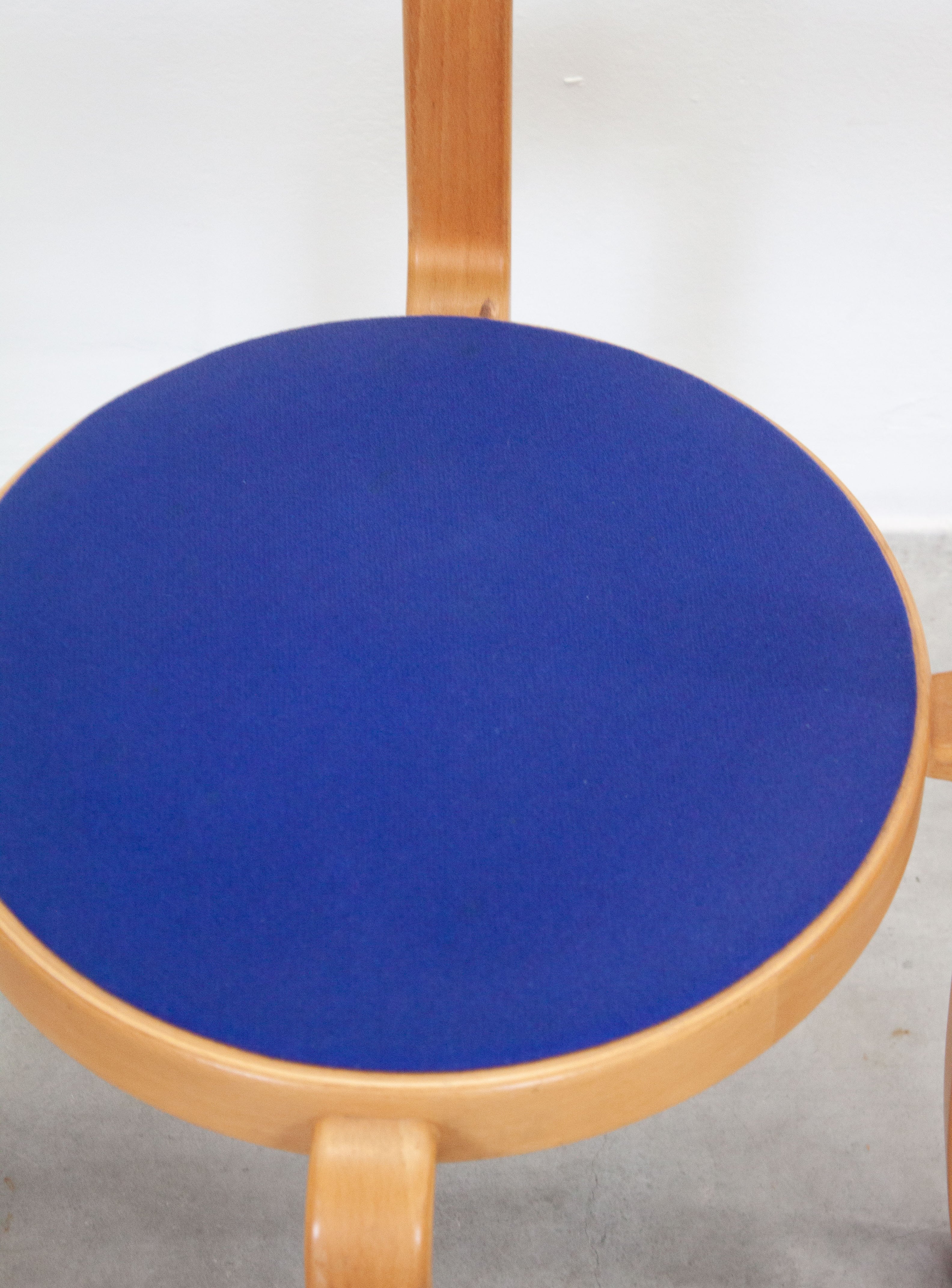 Magnus Olesen Model 8000 Dining Chair by Rud Thygesen & Johnny Sørensen (Cobalt Blue) - Image 7