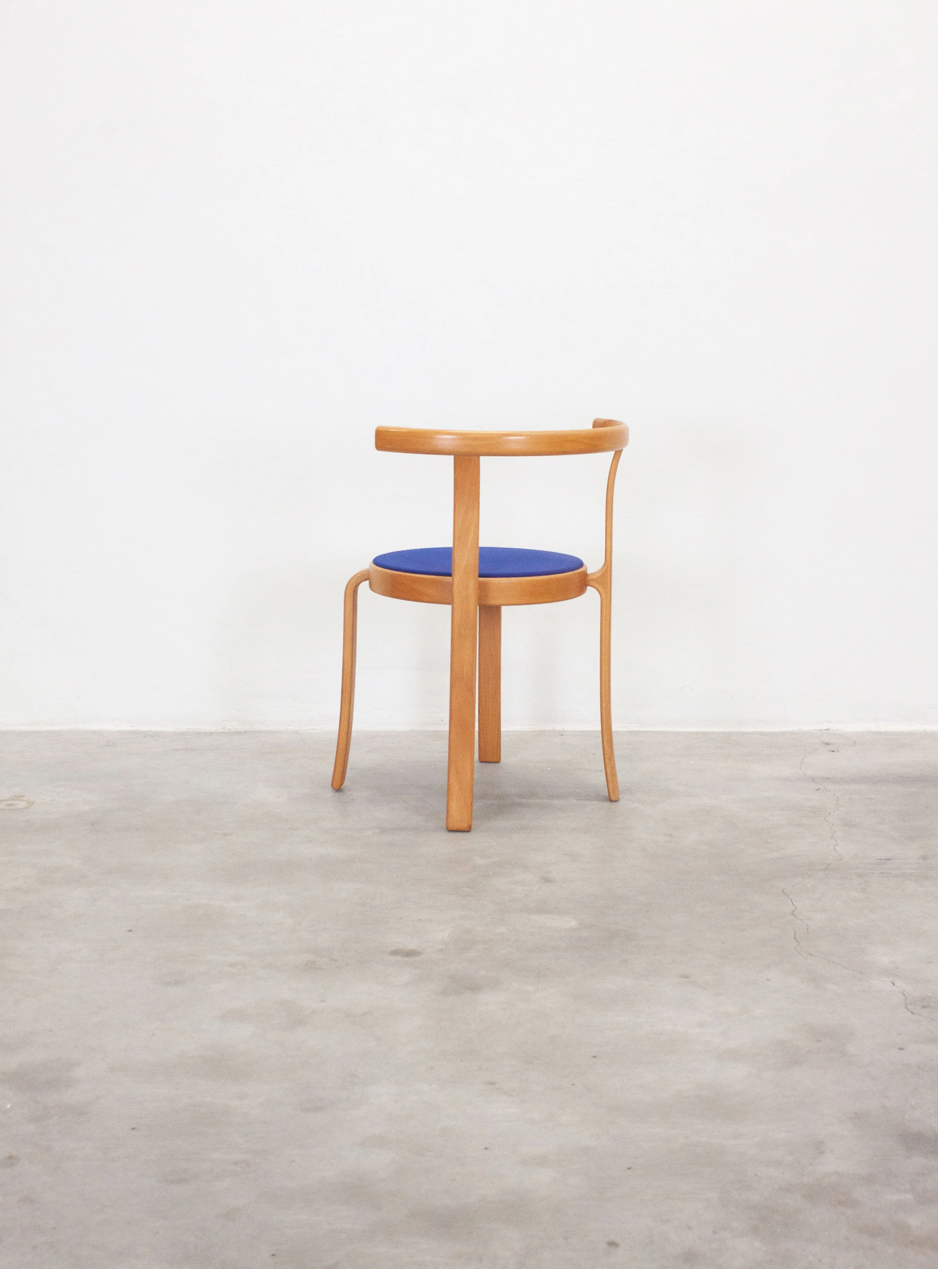 Magnus Olesen Model 8000 Dining Chair by Rud Thygesen & Johnny Sørensen (Cobalt Blue) - Image 8