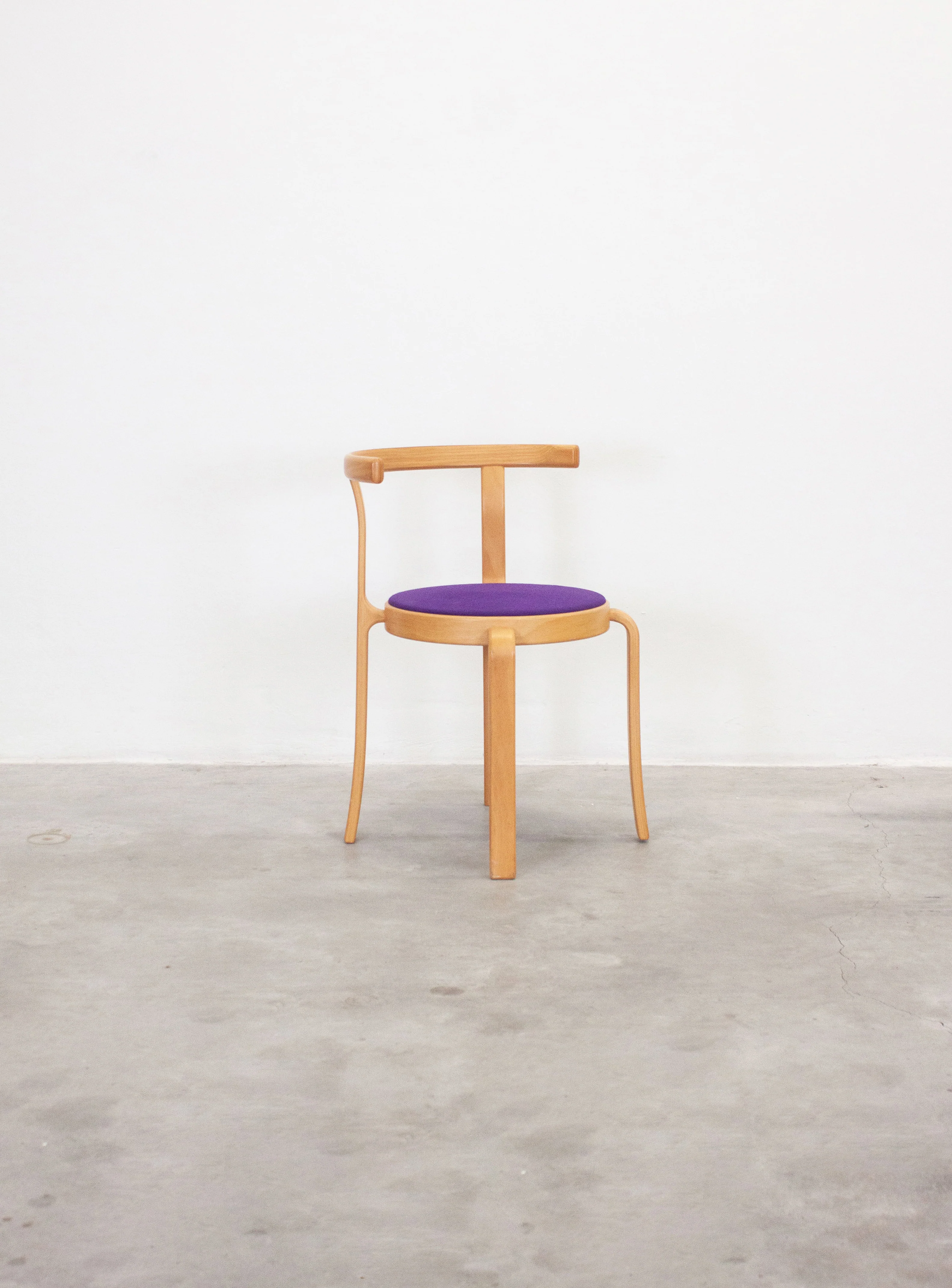Magnus Olesen Model 8000 Dining Chair by Rud Thygesen & Johnny Sørensen (Purple) - Image 2