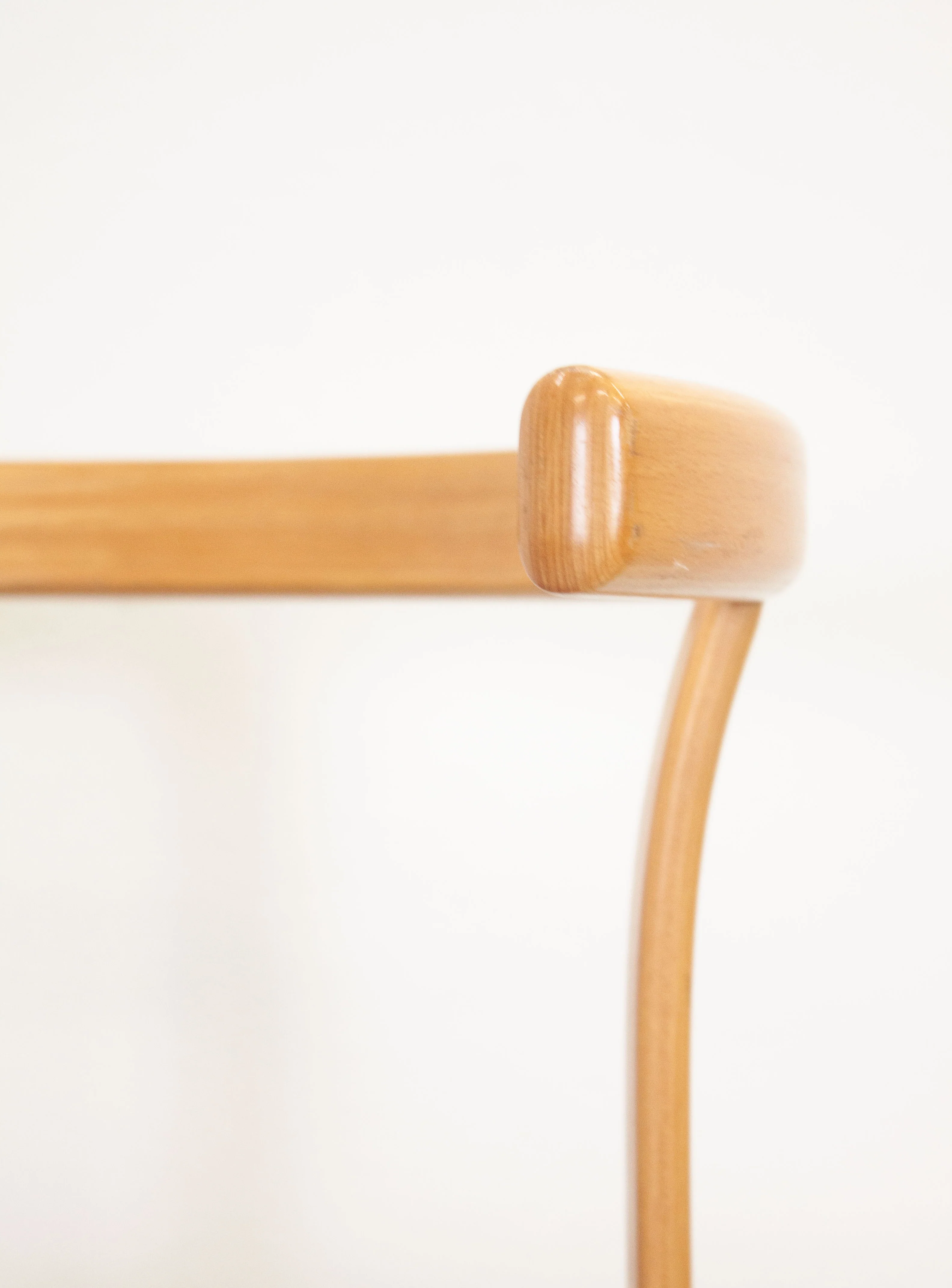 Magnus Olesen Model 8000 Dining Chair by Rud Thygesen & Johnny Sørensen (Purple) - Image 7