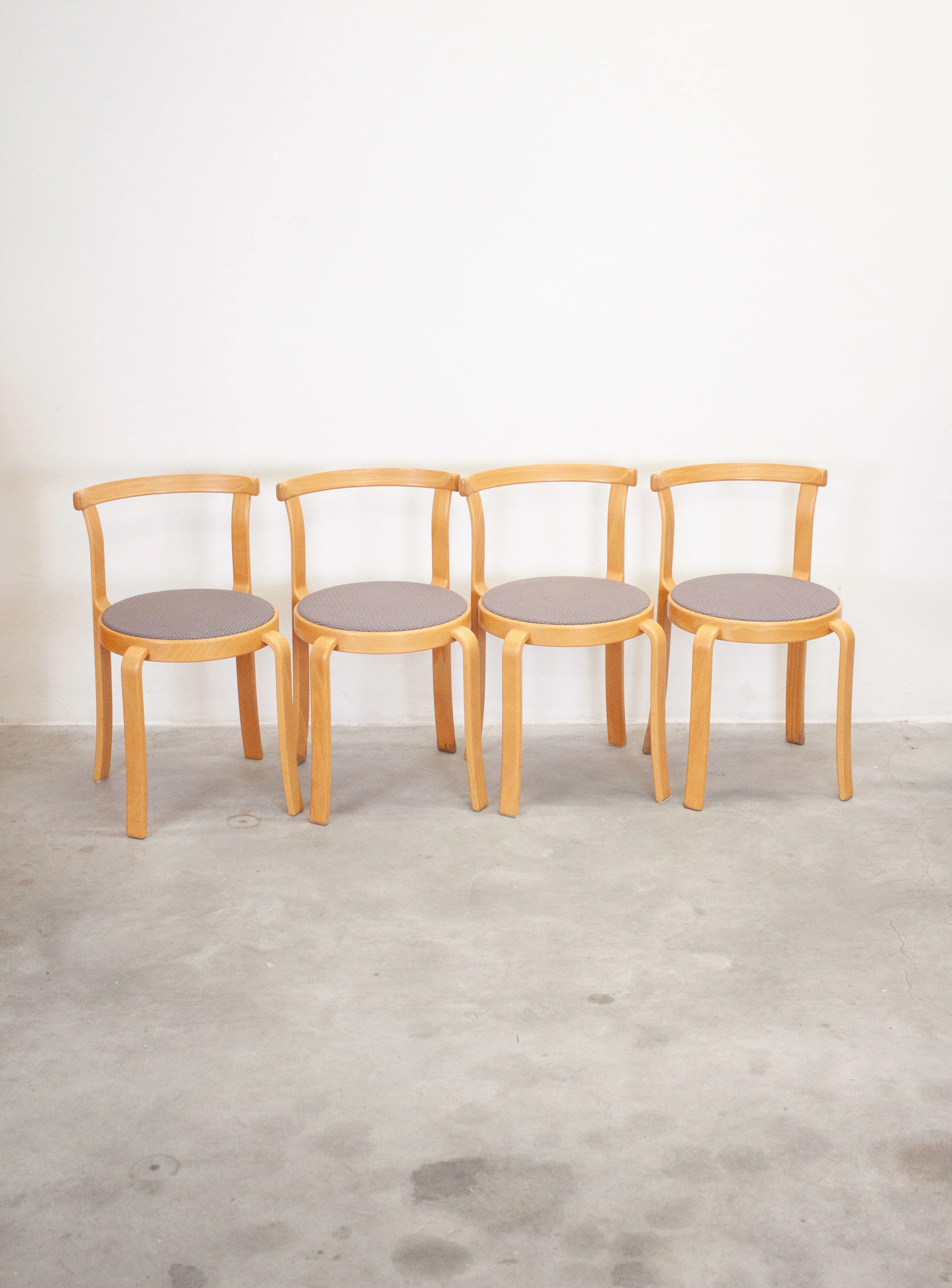Magnus Olesen Model 8000 Dining Chairs by Rud Thygesen & Johnny Sørensen - Image 14