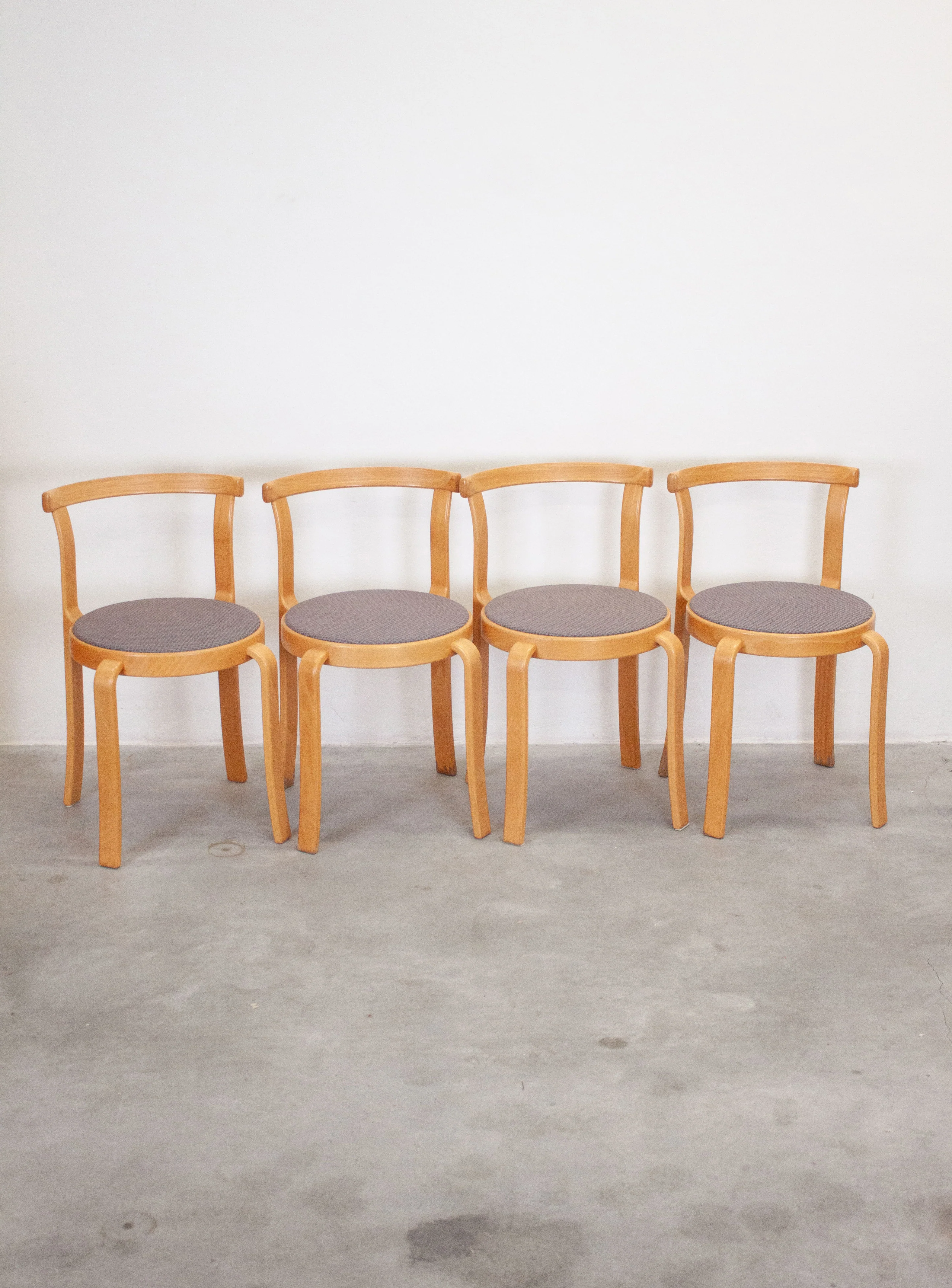 Magnus Olesen Model 8000 Dining Chairs by Rud Thygesen & Johnny Sørensen - Image 15