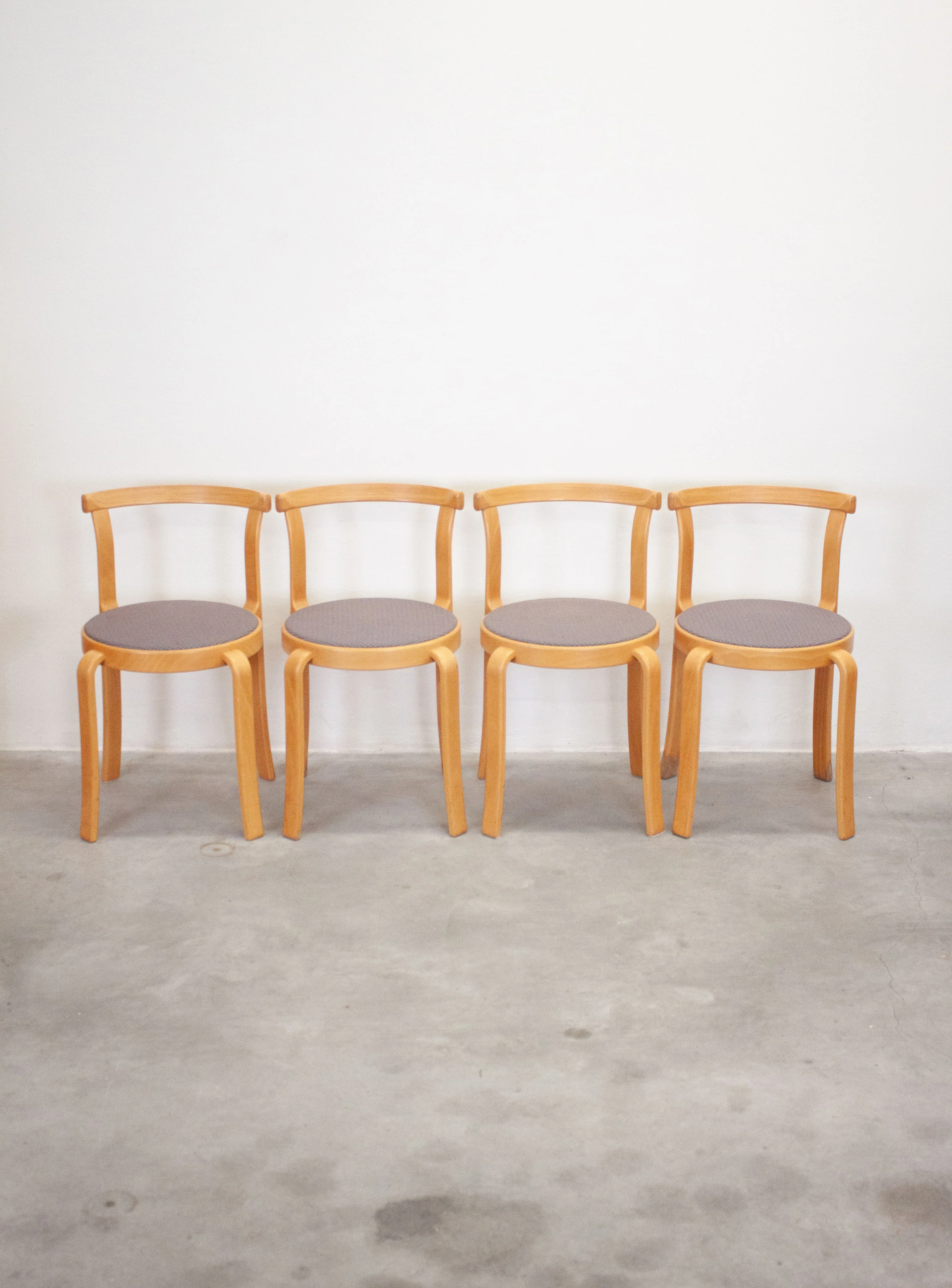 Magnus Olesen Model 8000 Dining Chairs by Rud Thygesen & Johnny Sørensen - Image 17