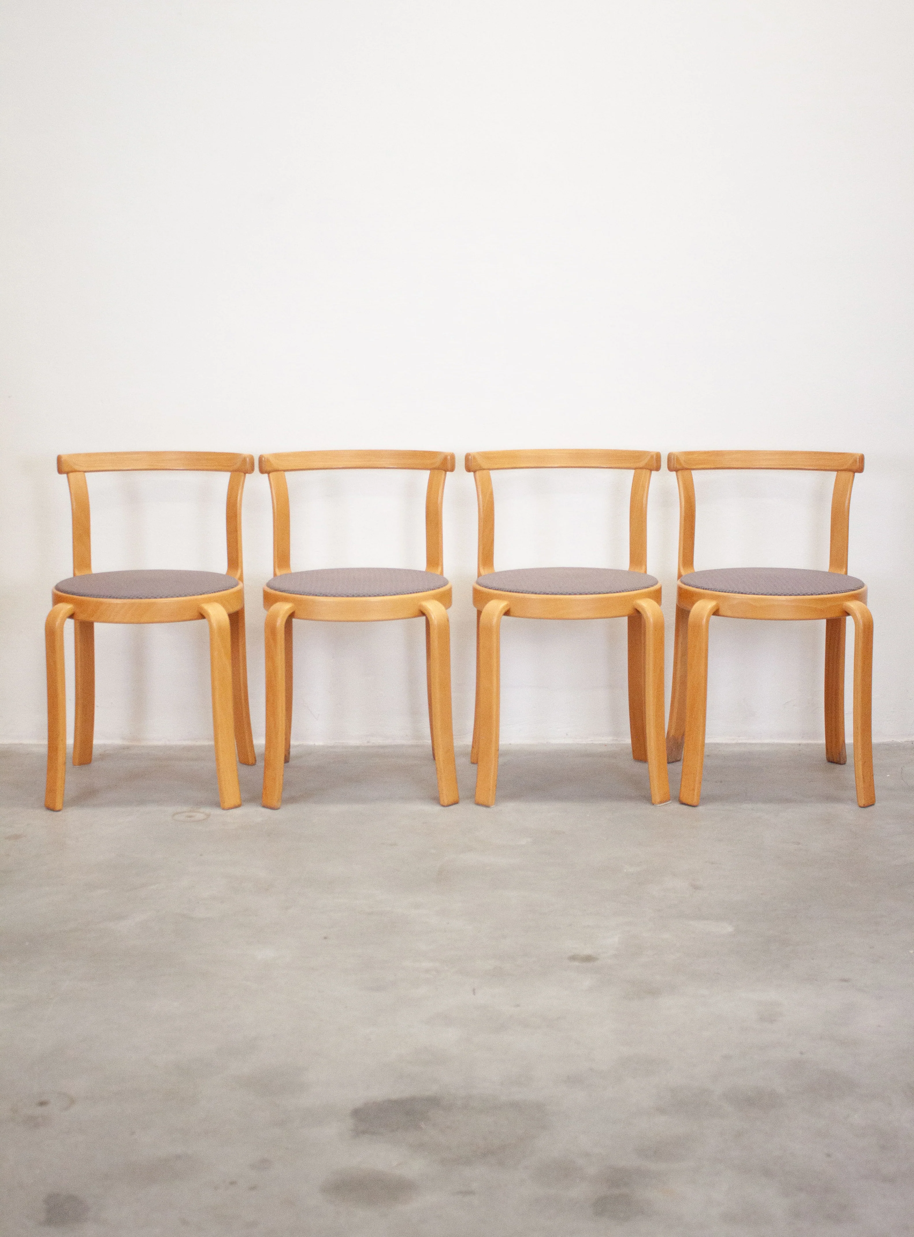 Magnus Olesen Model 8000 Dining Chairs by Rud Thygesen & Johnny Sørensen - Image 18