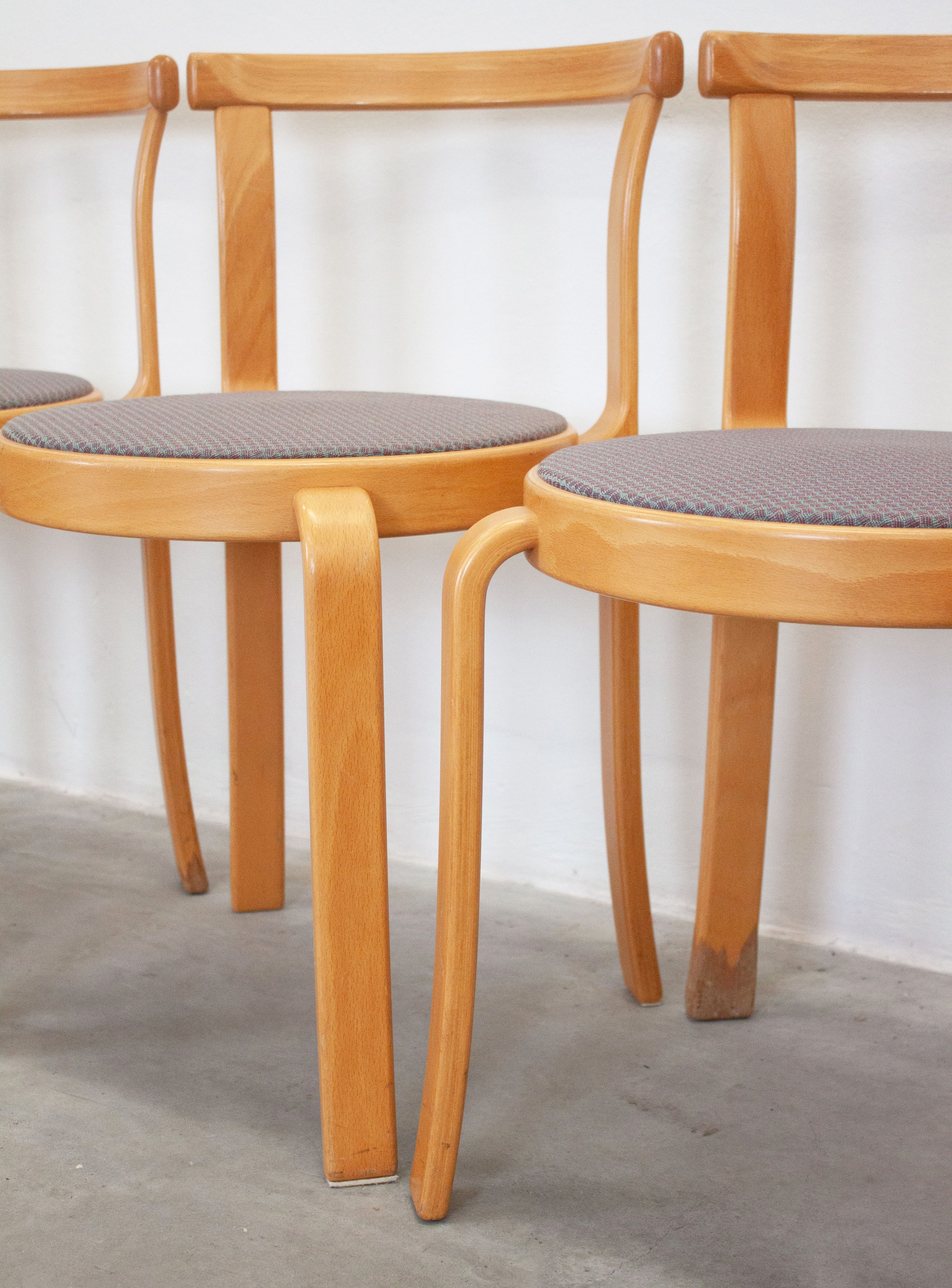 Magnus Olesen Model 8000 Dining Chairs by Rud Thygesen & Johnny Sørensen - Image 23