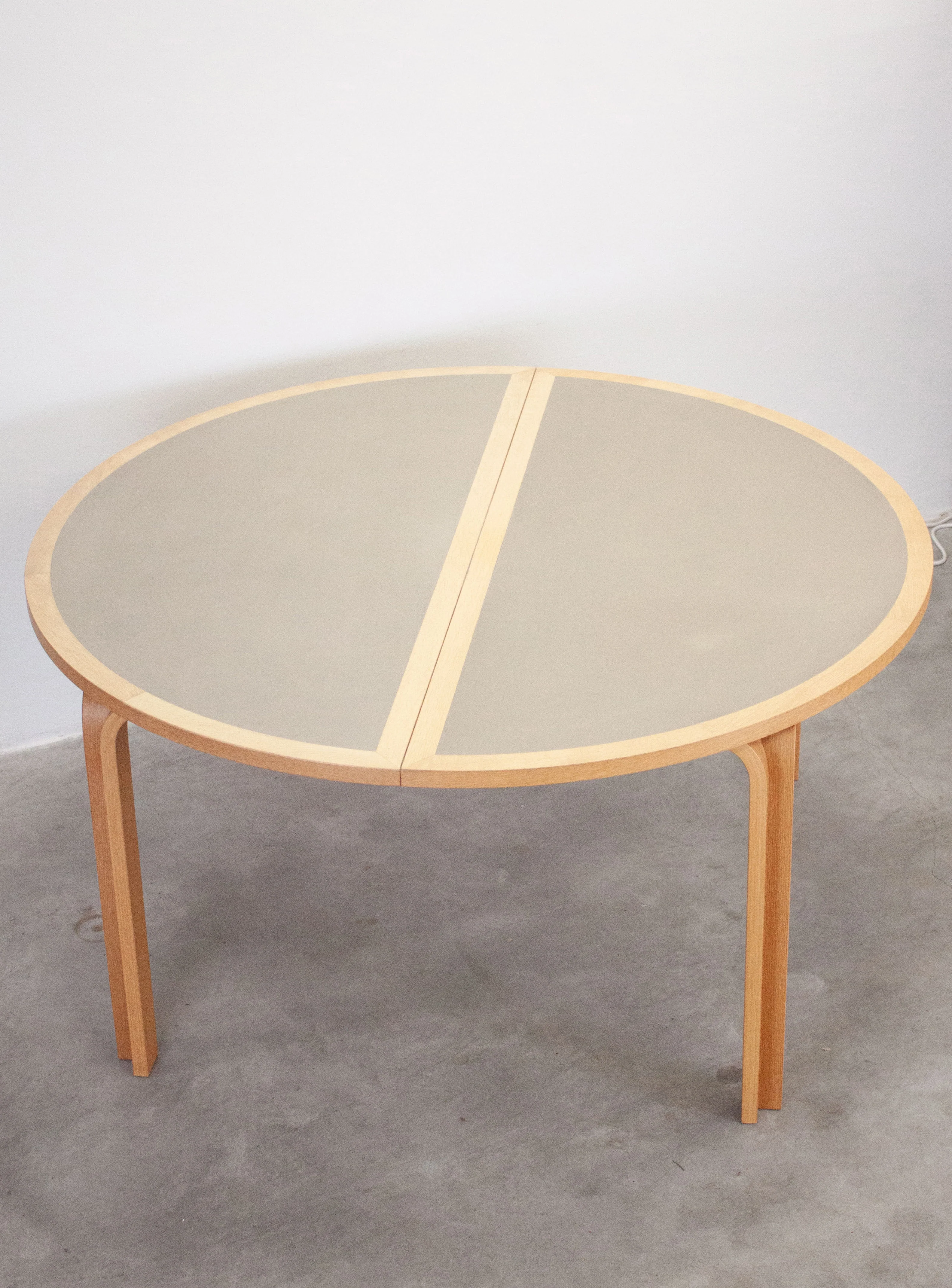 Magnus Olesen Round Dining Table by Rud Thygesen & Johnny Sørensen (Grey) - Image 7