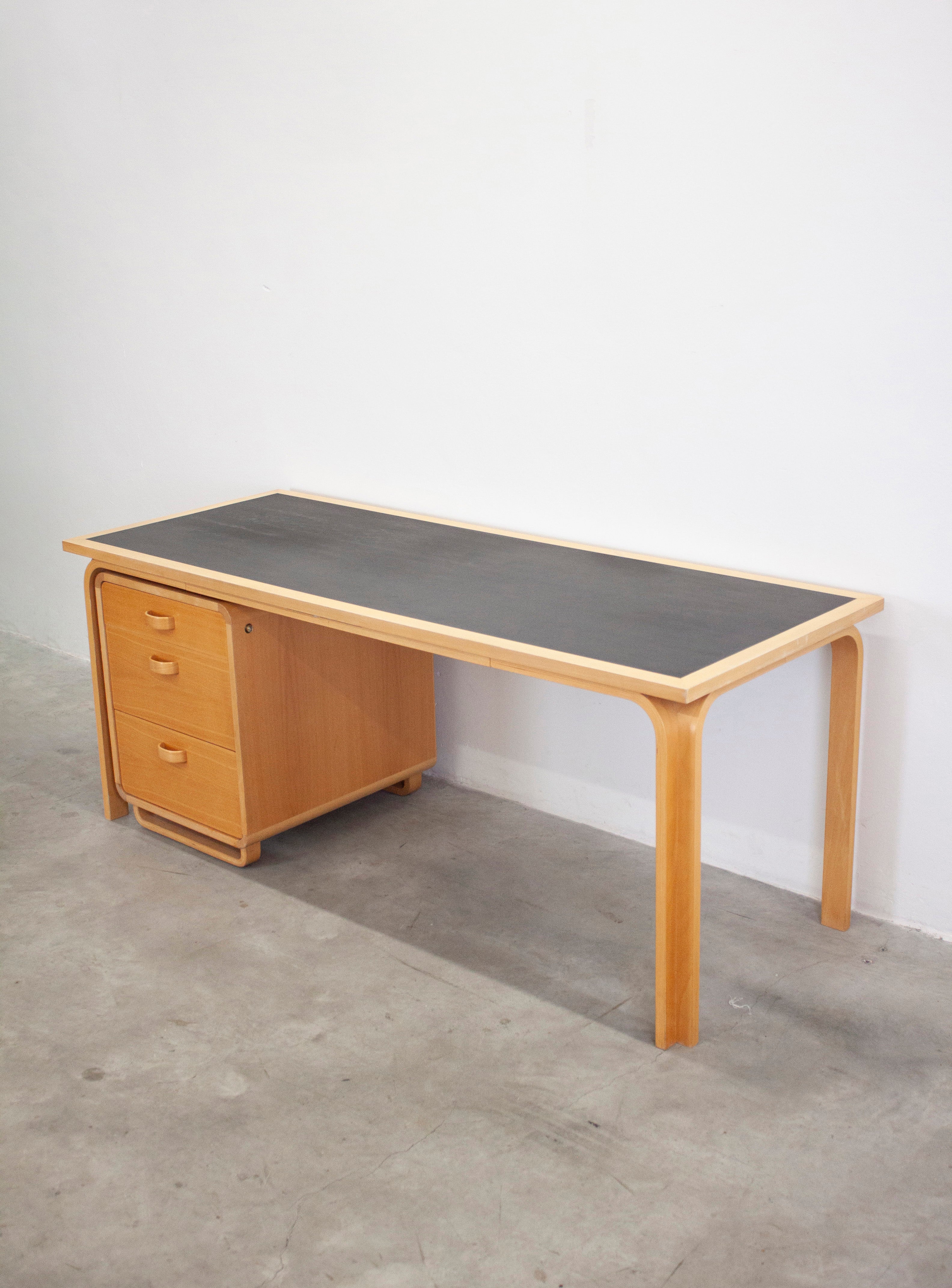 Magnus Olesen Writing Desk by Rud Thygesen & Johnny Sørensen (Black) - Image 15