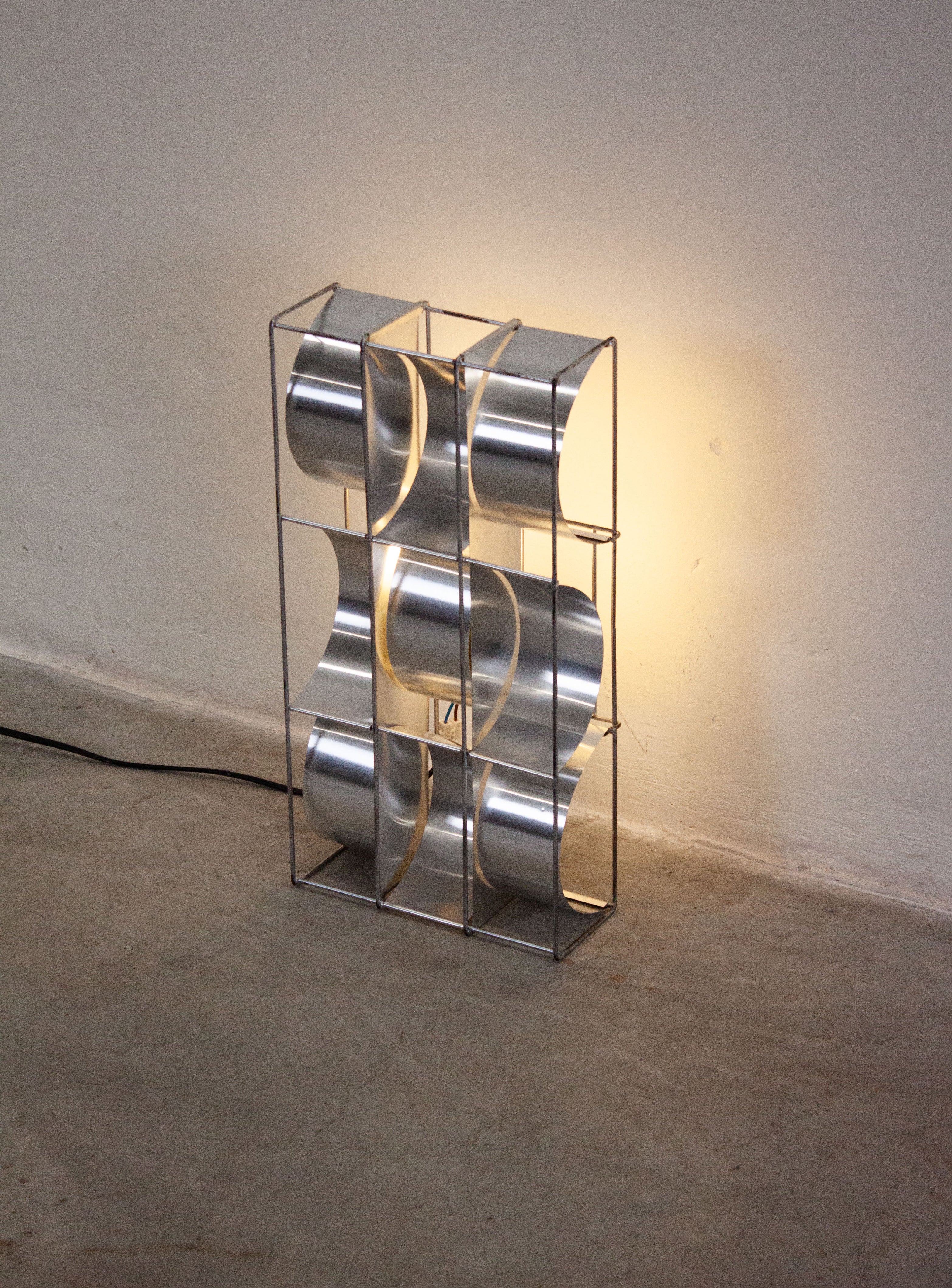 Max Sauze Alpha Wall or Desk Lamp - Image 9