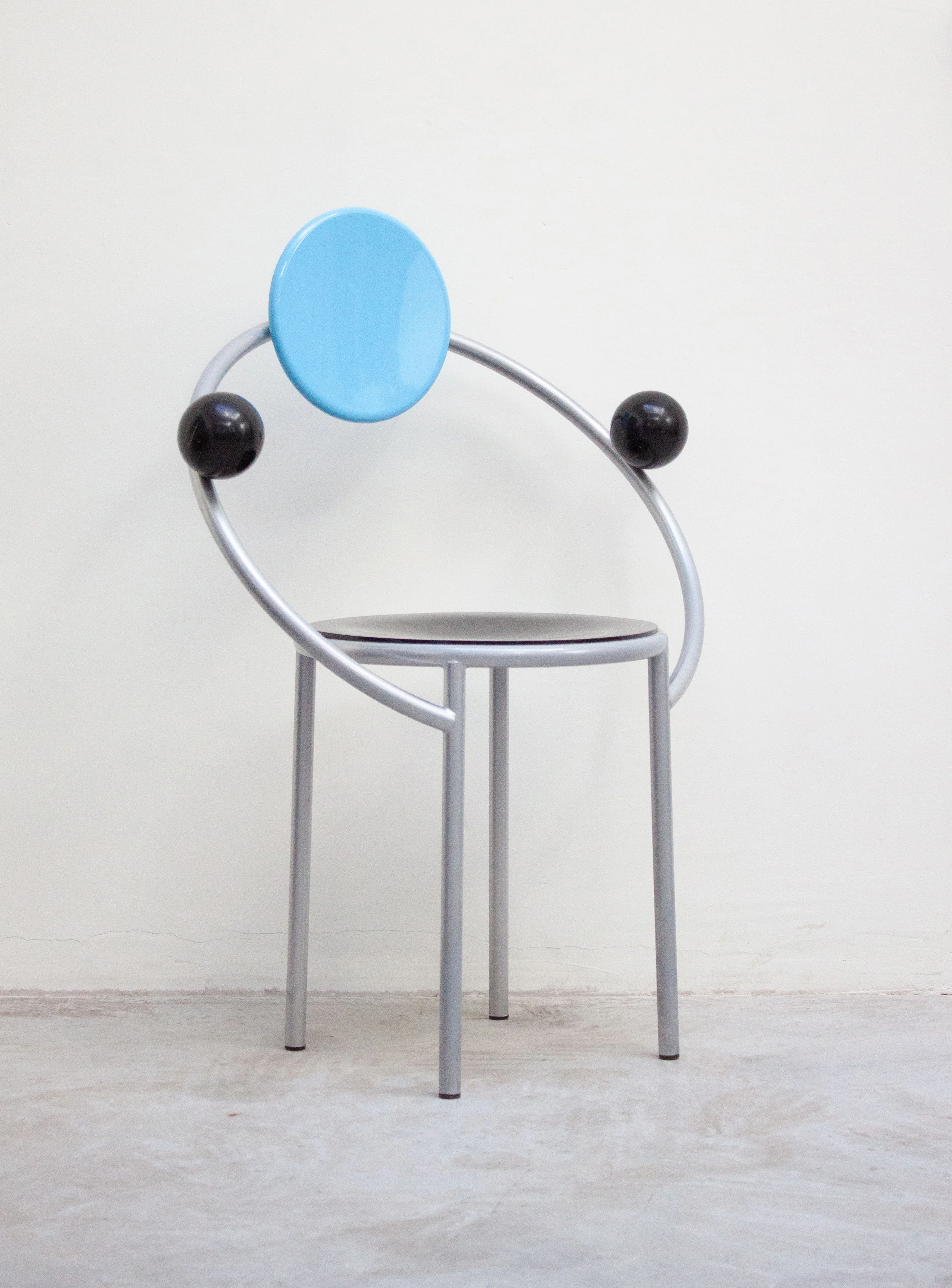 Memphis Milano First Chair by Michele De Lucchi - Image 17
