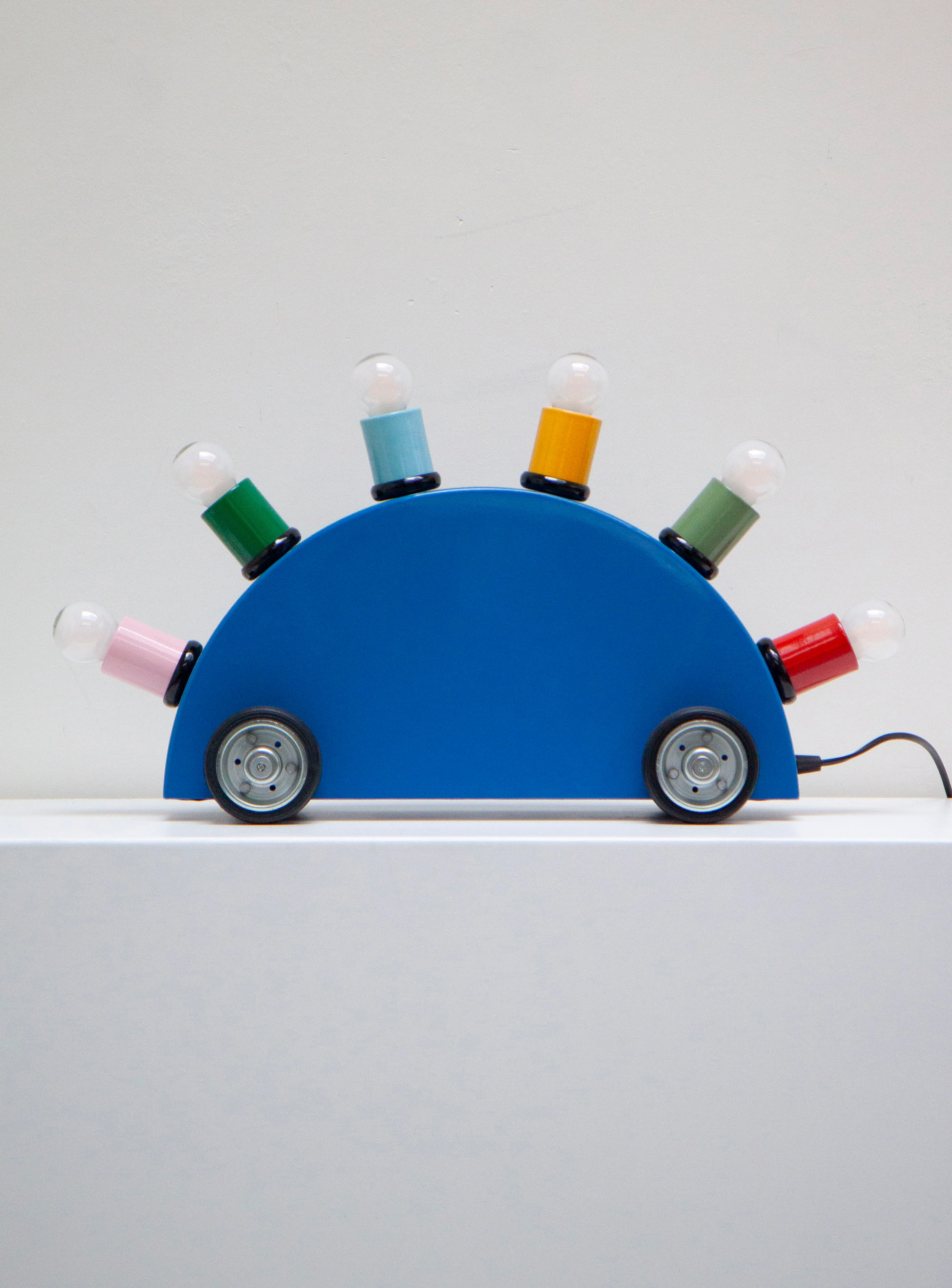 Memphis Milano Super Lamp by Martine Bedin - Image 5