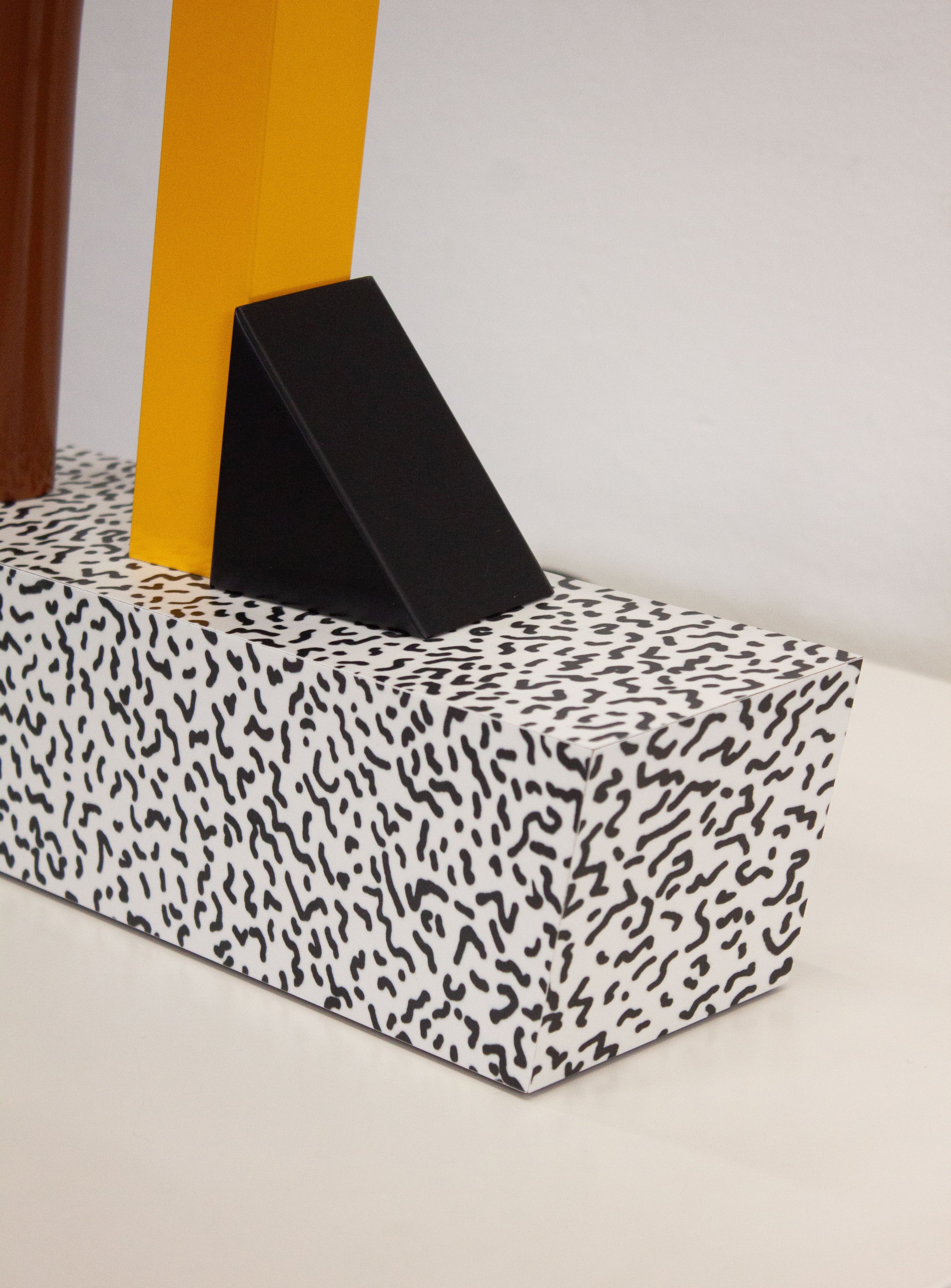 Memphis Milano Tahiti Lamp by Ettore Sottsass - Image 11