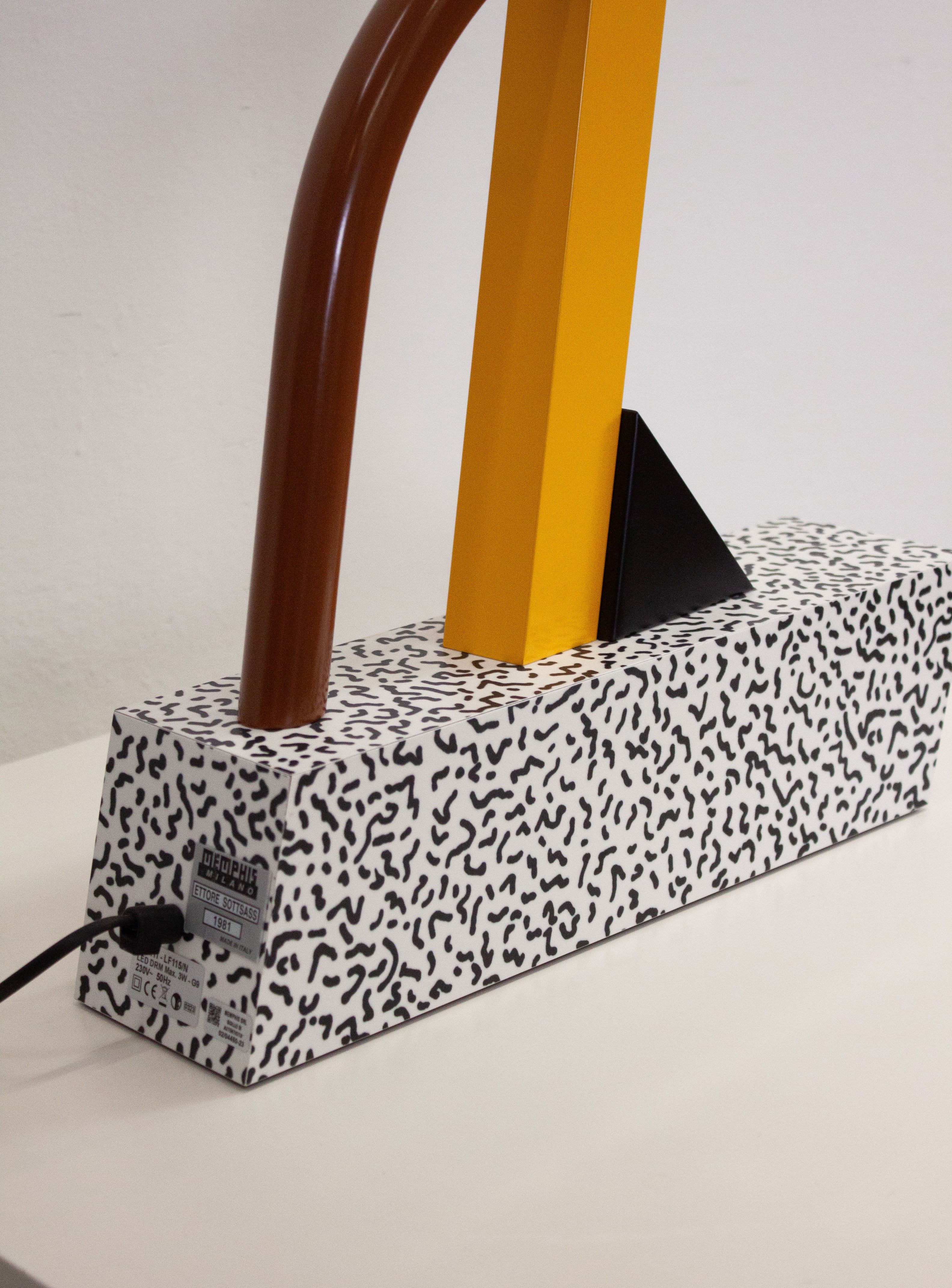 Memphis Milano Tahiti Lamp by Ettore Sottsass - Image 15