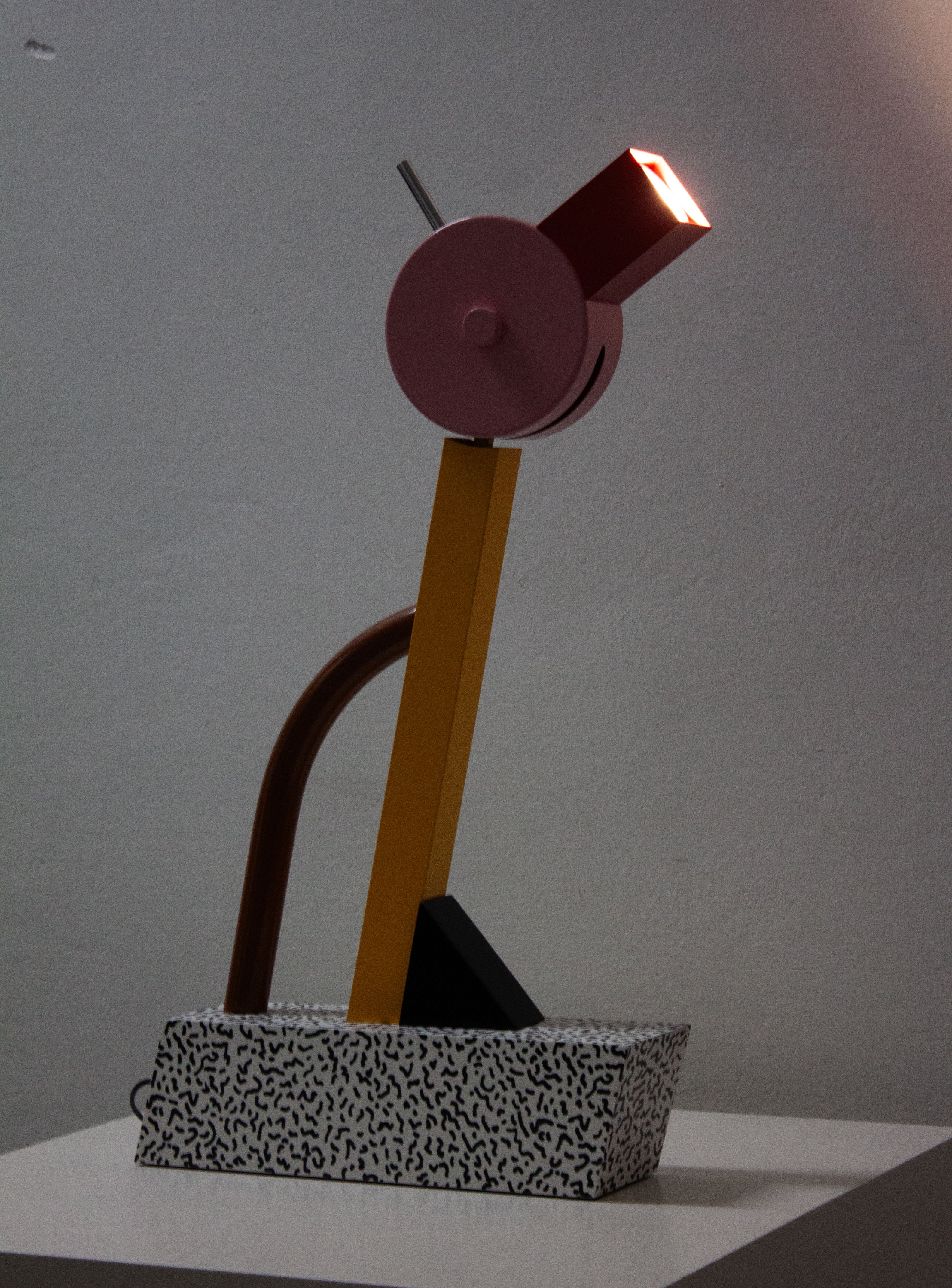 Memphis Milano Tahiti Lamp by Ettore Sottsass - Image 17