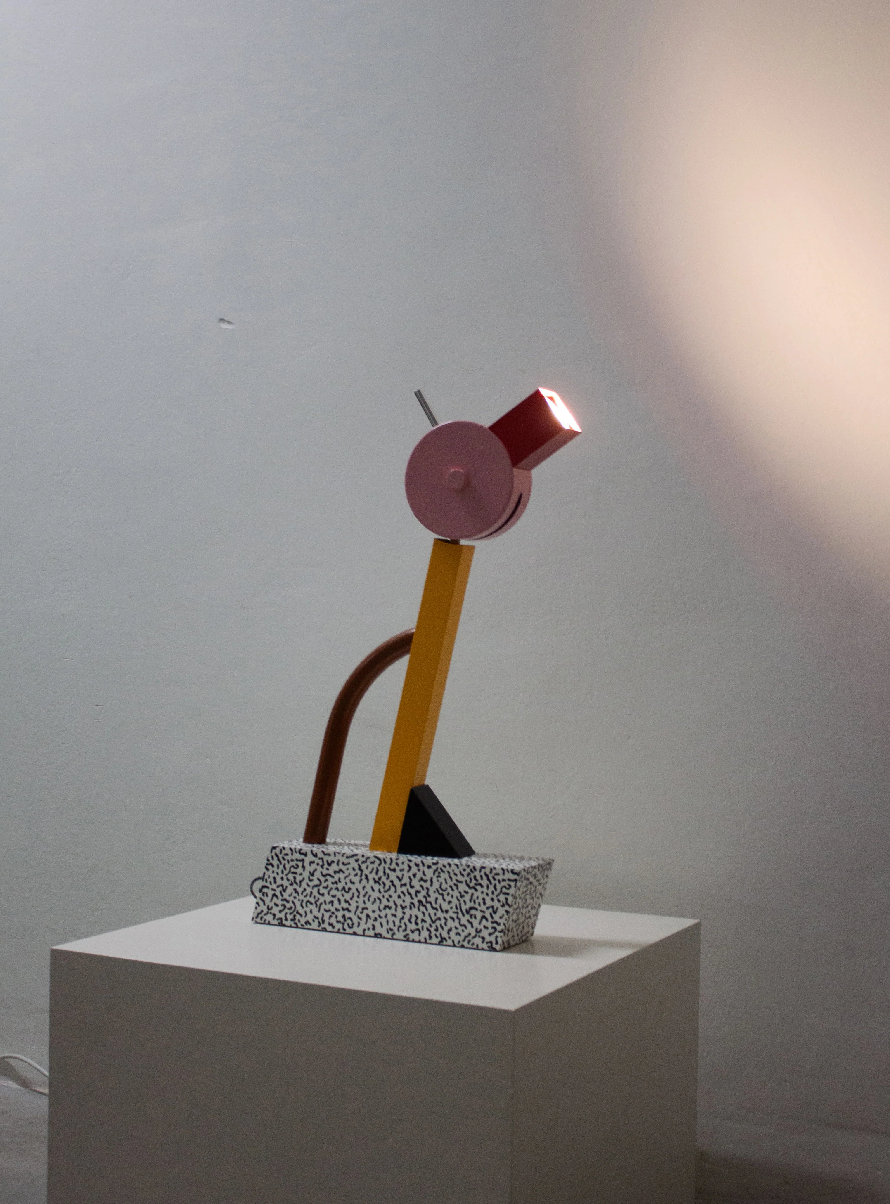 Memphis Milano Tahiti Lamp by Ettore Sottsass - Image 18