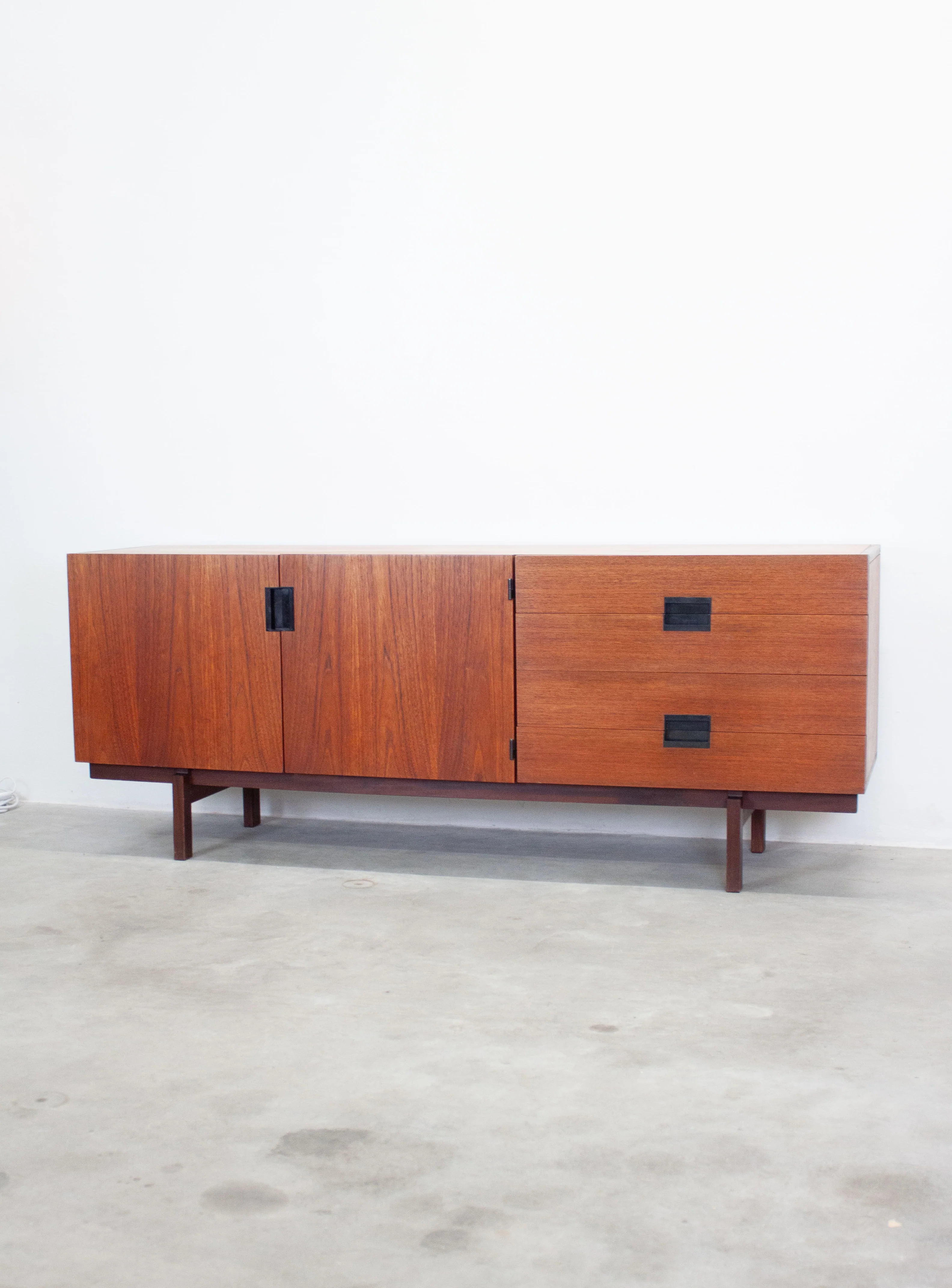 Pastoe DU04 Sideboard by Cees Braakman (Japanese Series) - Image 4