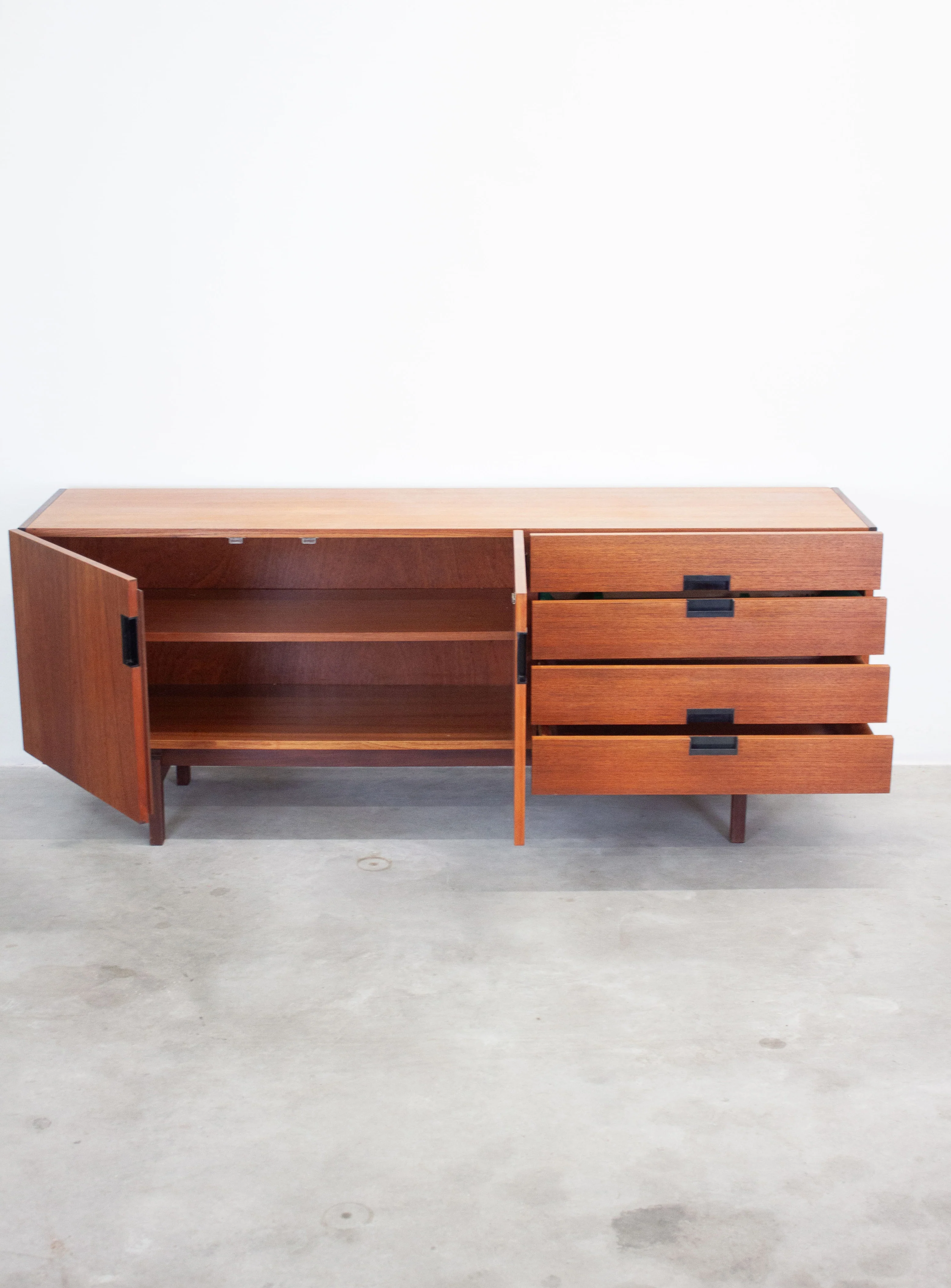 Pastoe DU04 Sideboard by Cees Braakman (Japanese Series) - Image 9