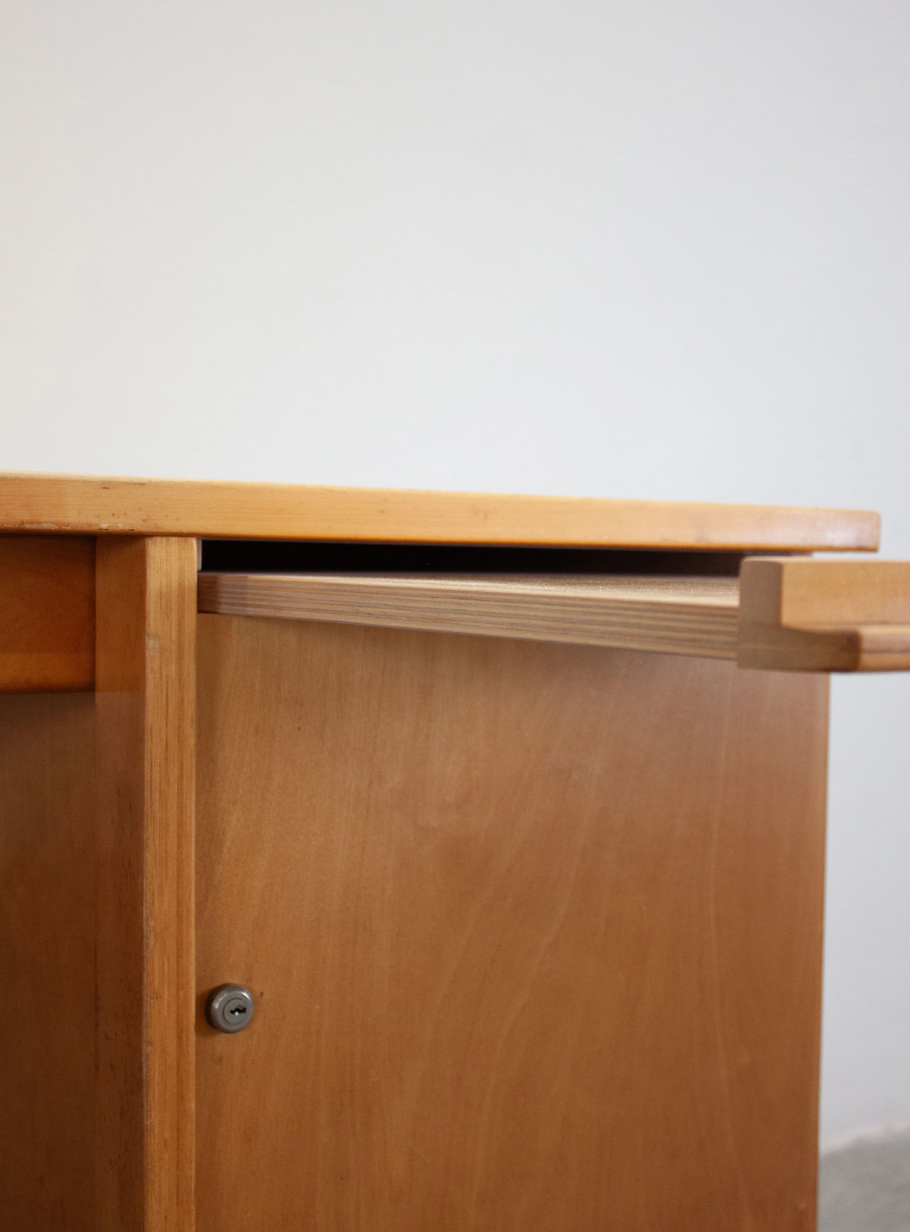 Pastoe EB04 Desk by Cees Braakman - Image 17