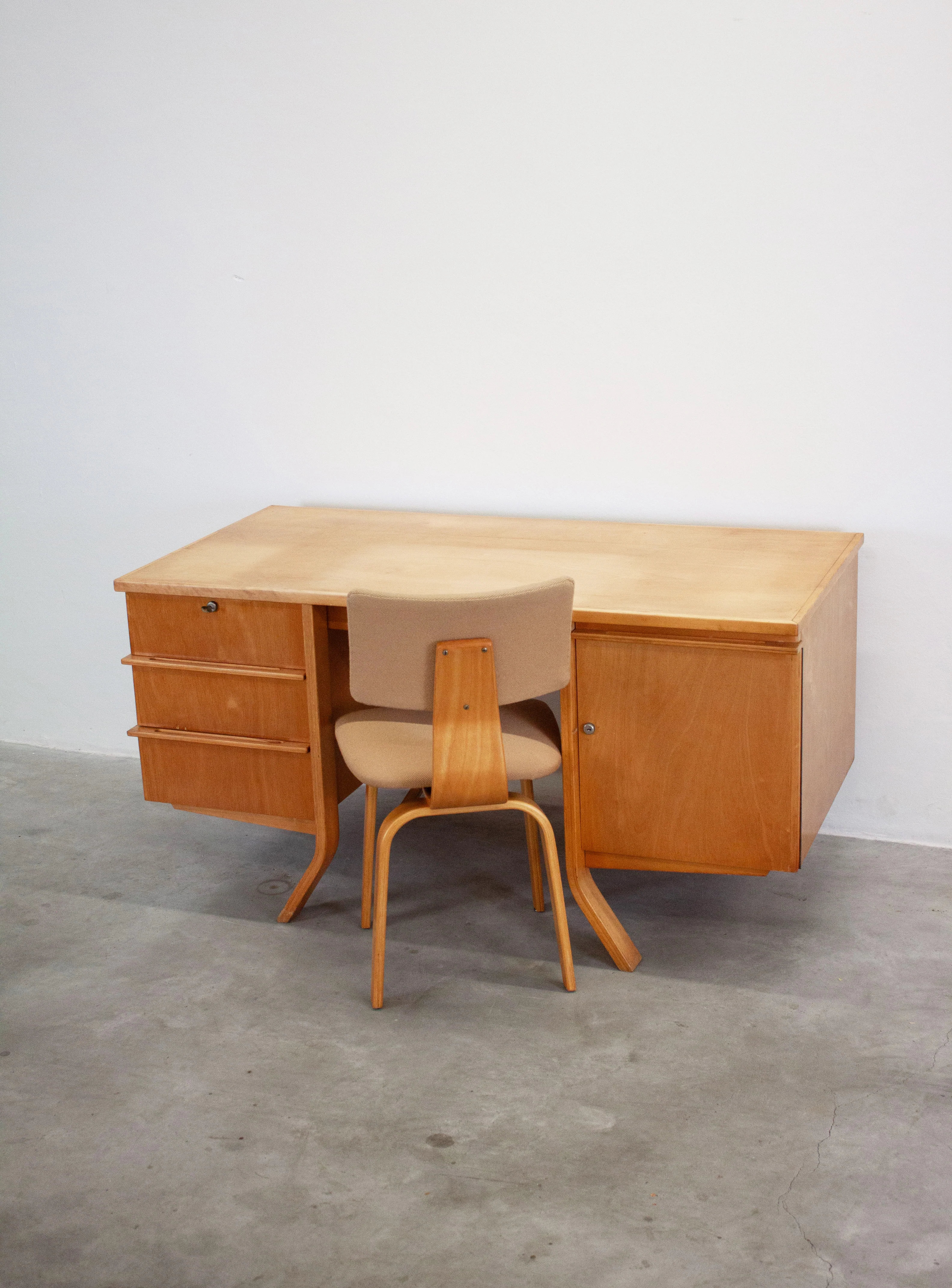 Pastoe EB04 Desk by Cees Braakman - Image 4