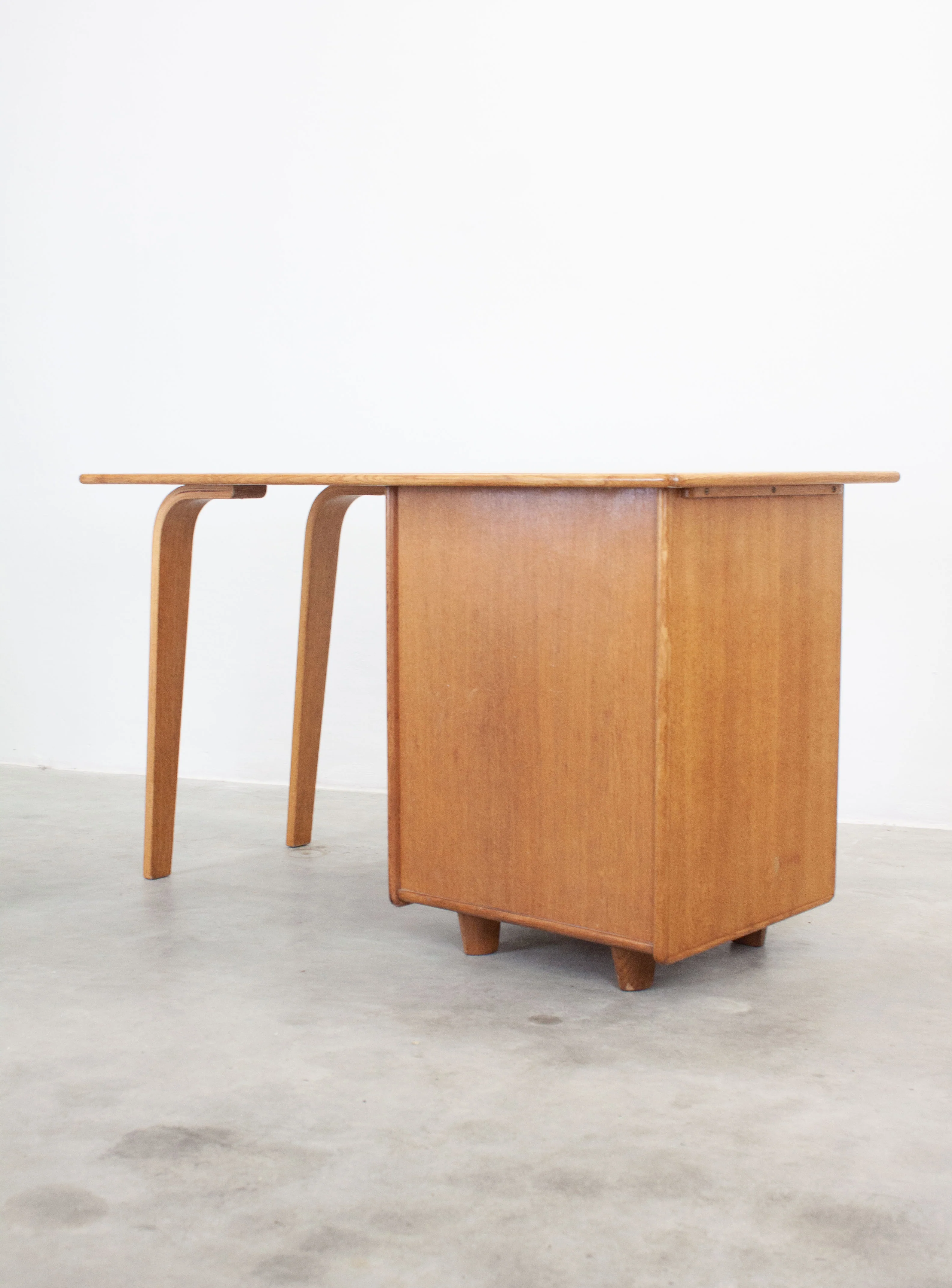 Pastoe EE02 Desk by Cees Braakman - Image 13