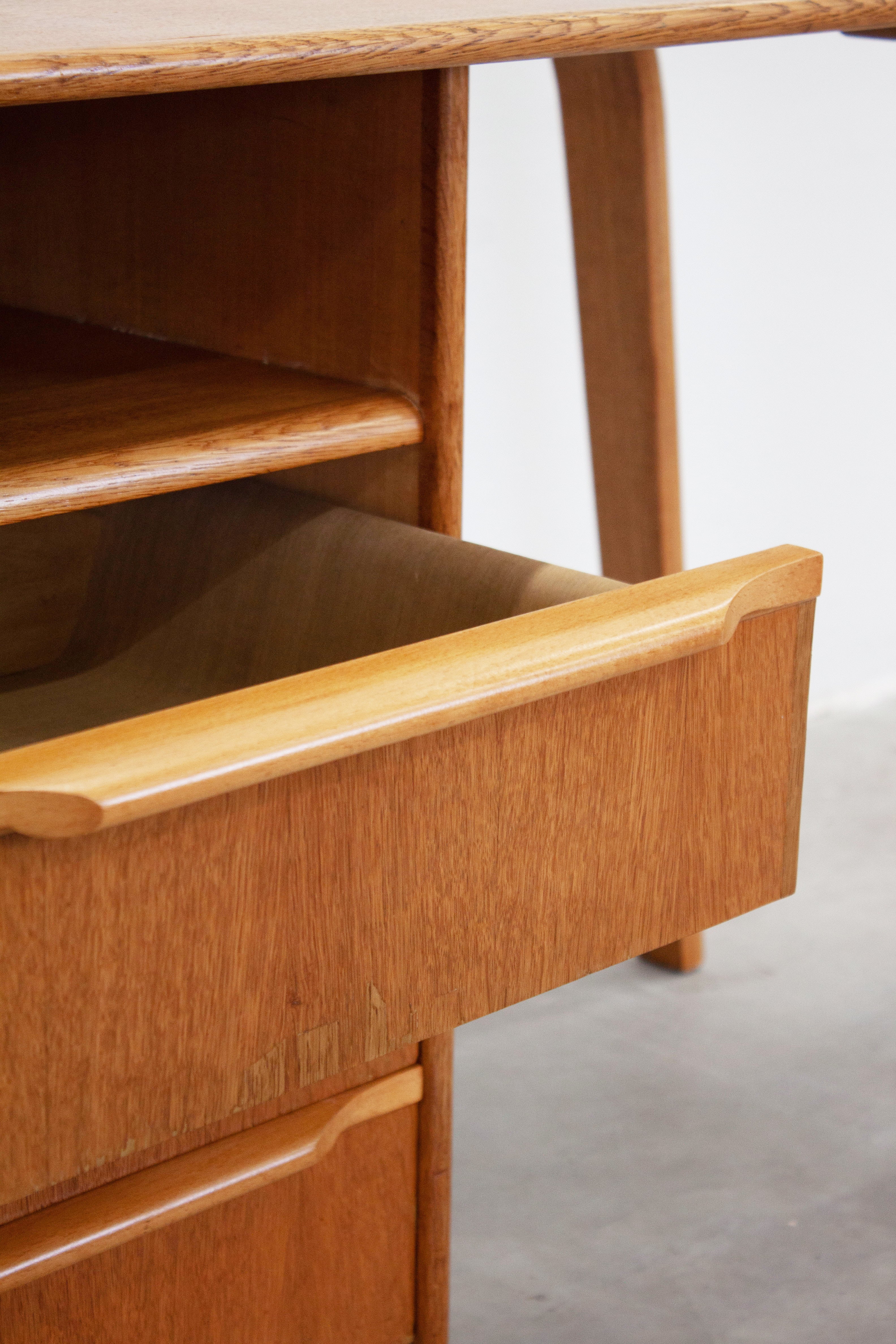 Pastoe EE02 Desk by Cees Braakman - Image 17