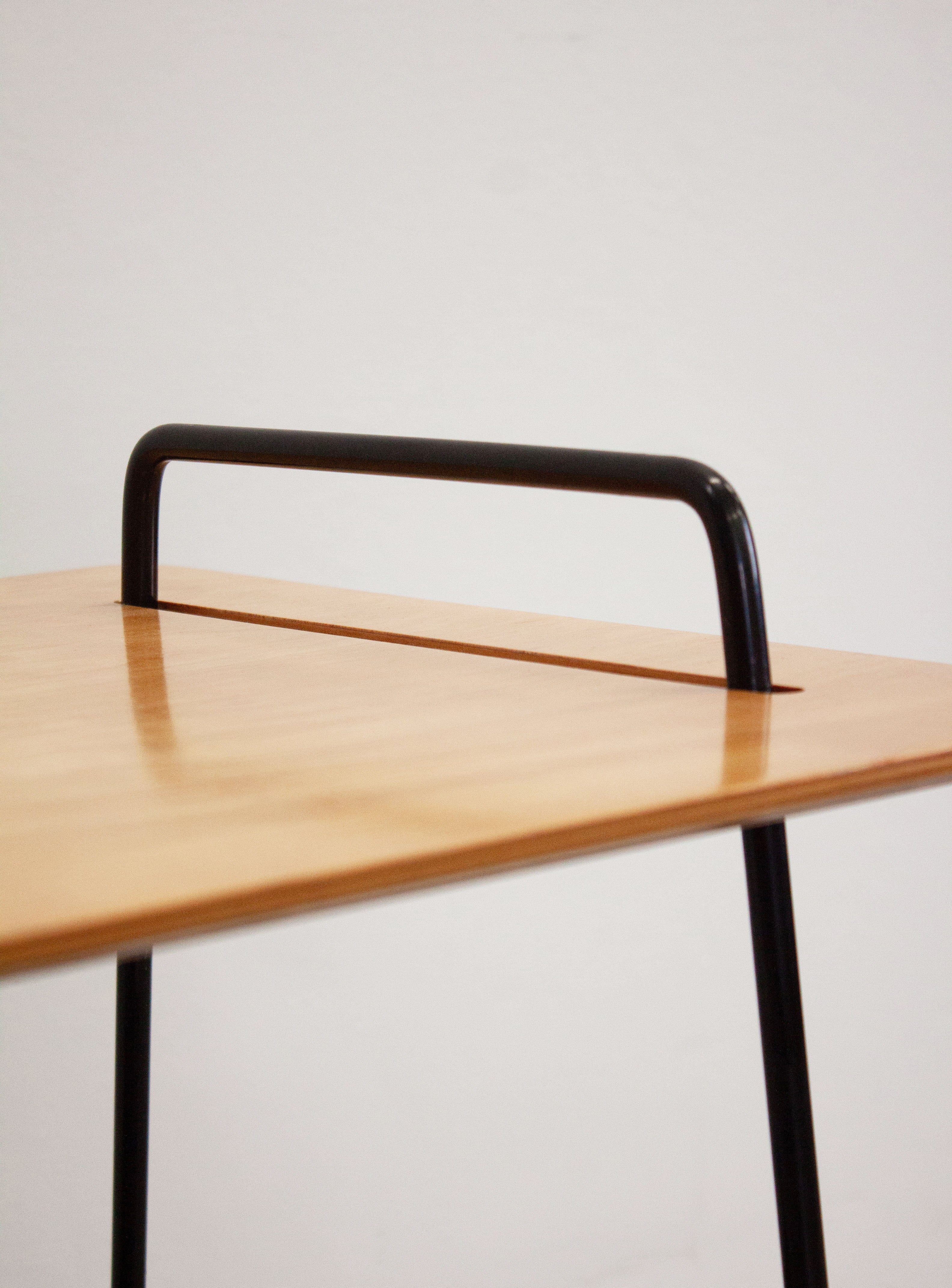 Pastoe TM04 Side Table with Magazine Rack by Cees Braakman - Image 13