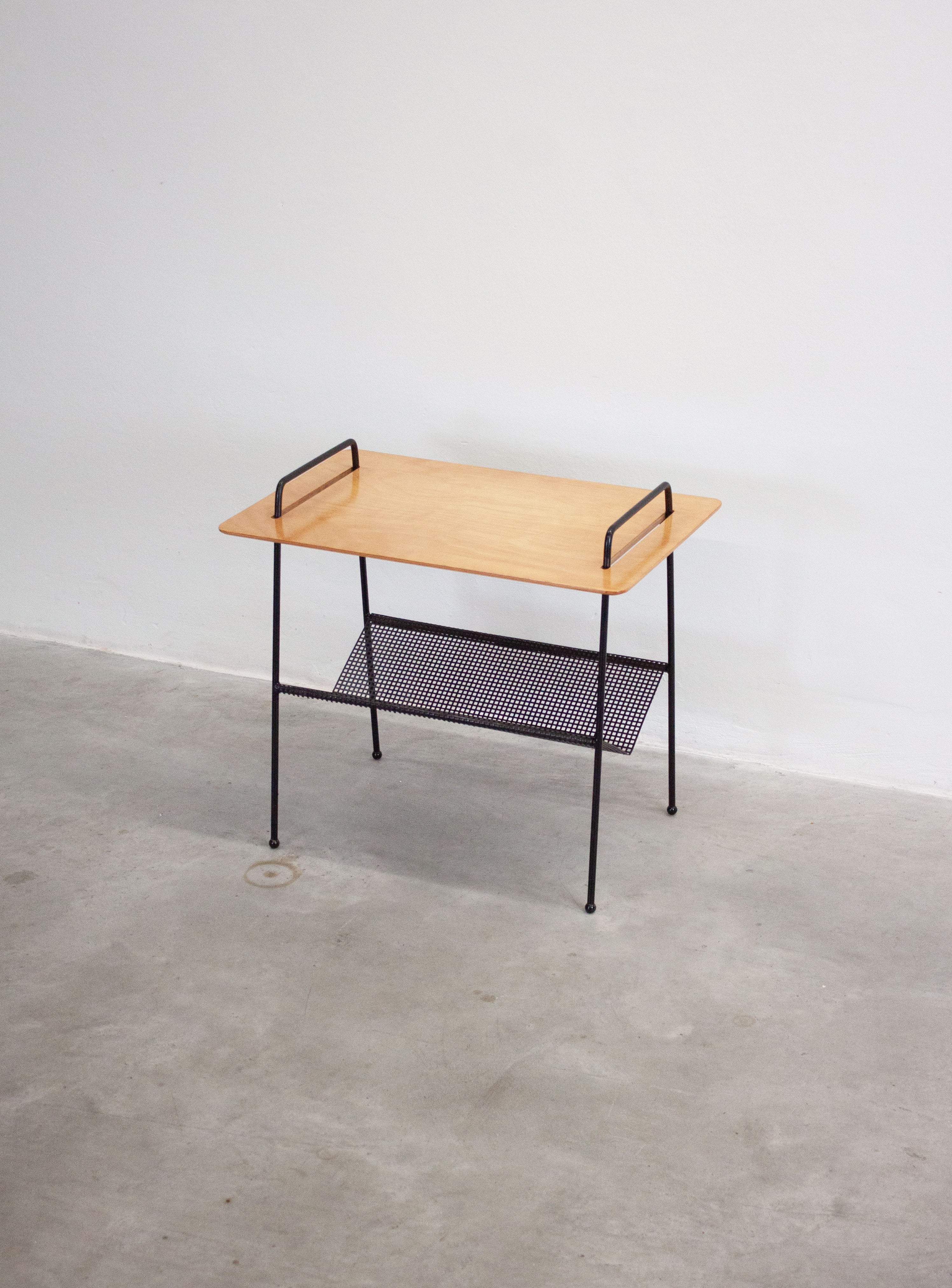 Pastoe TM04 Side Table with Magazine Rack by Cees Braakman - Image 8