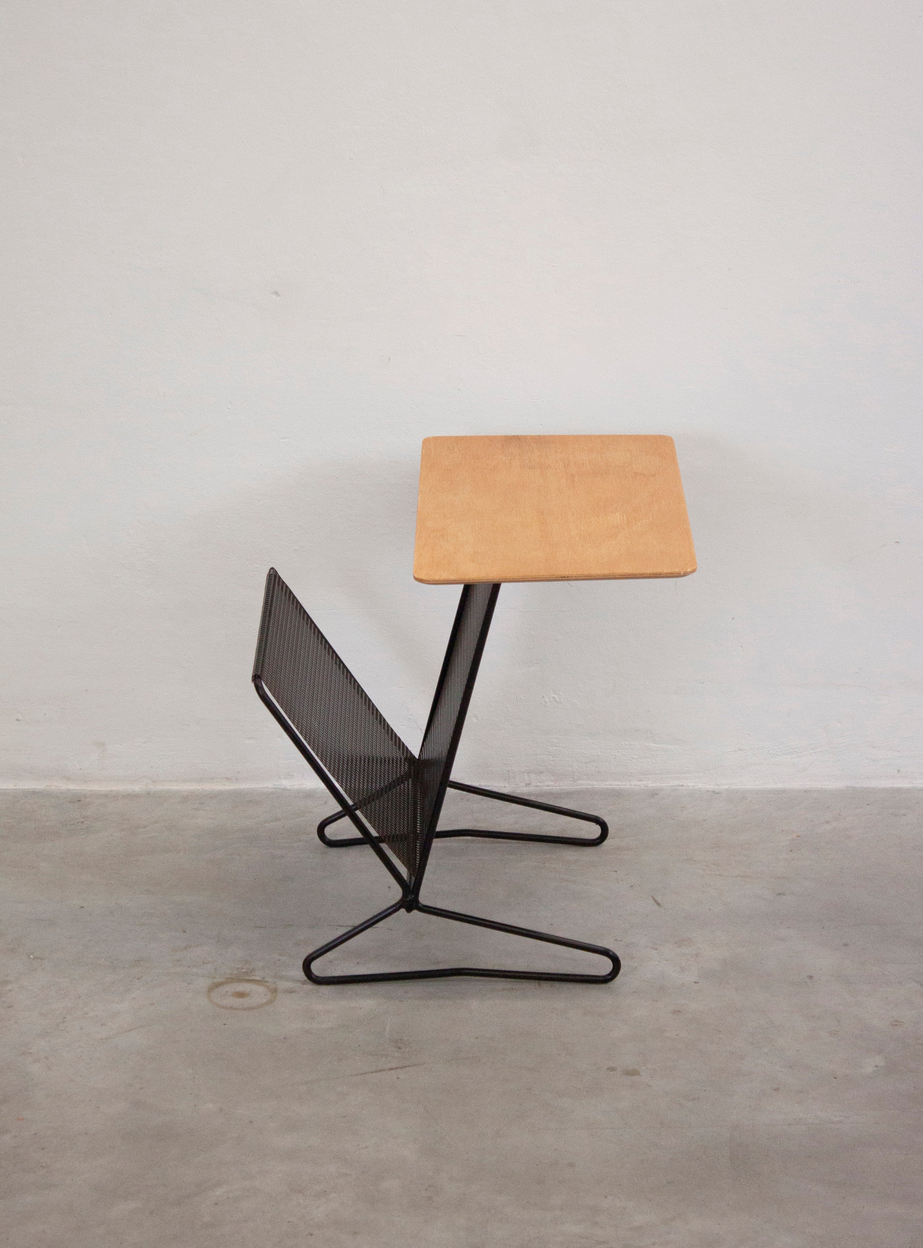 Pastoe TM05 Side Table with Magazine Rack by Cees Braakman - Image 10