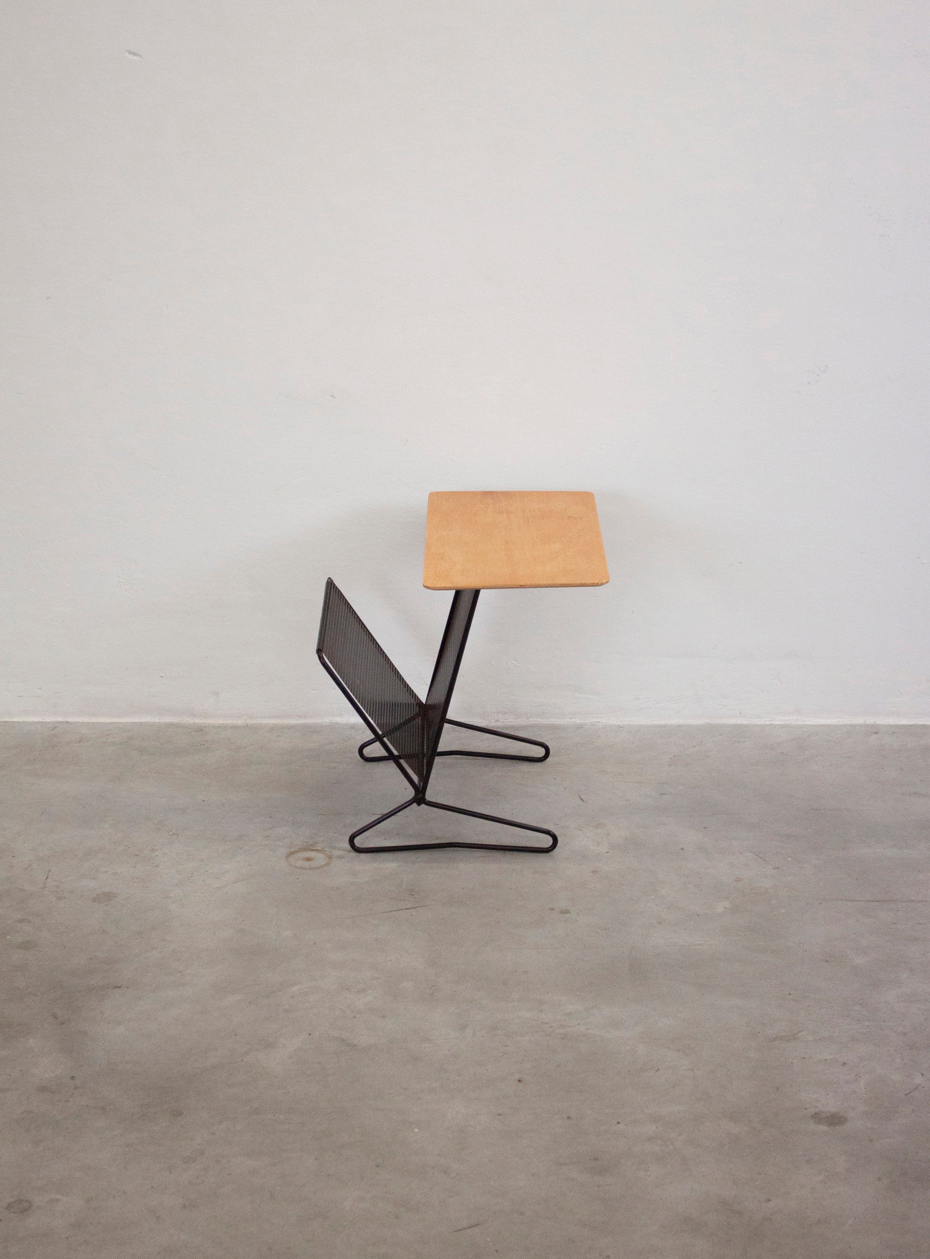 Pastoe TM05 Side Table with Magazine Rack by Cees Braakman - Image 11