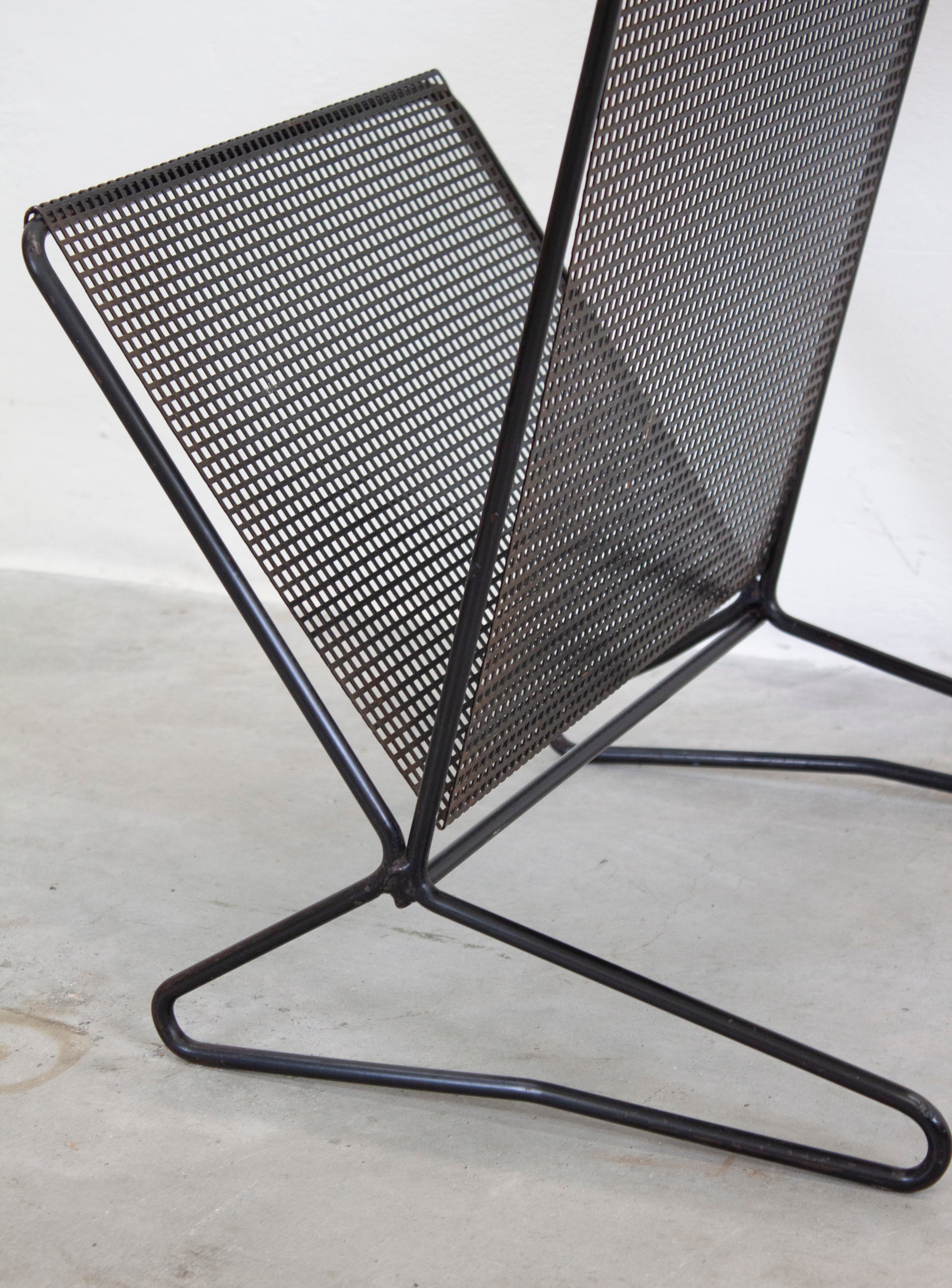 Pastoe TM05 Side Table with Magazine Rack by Cees Braakman - Image 16