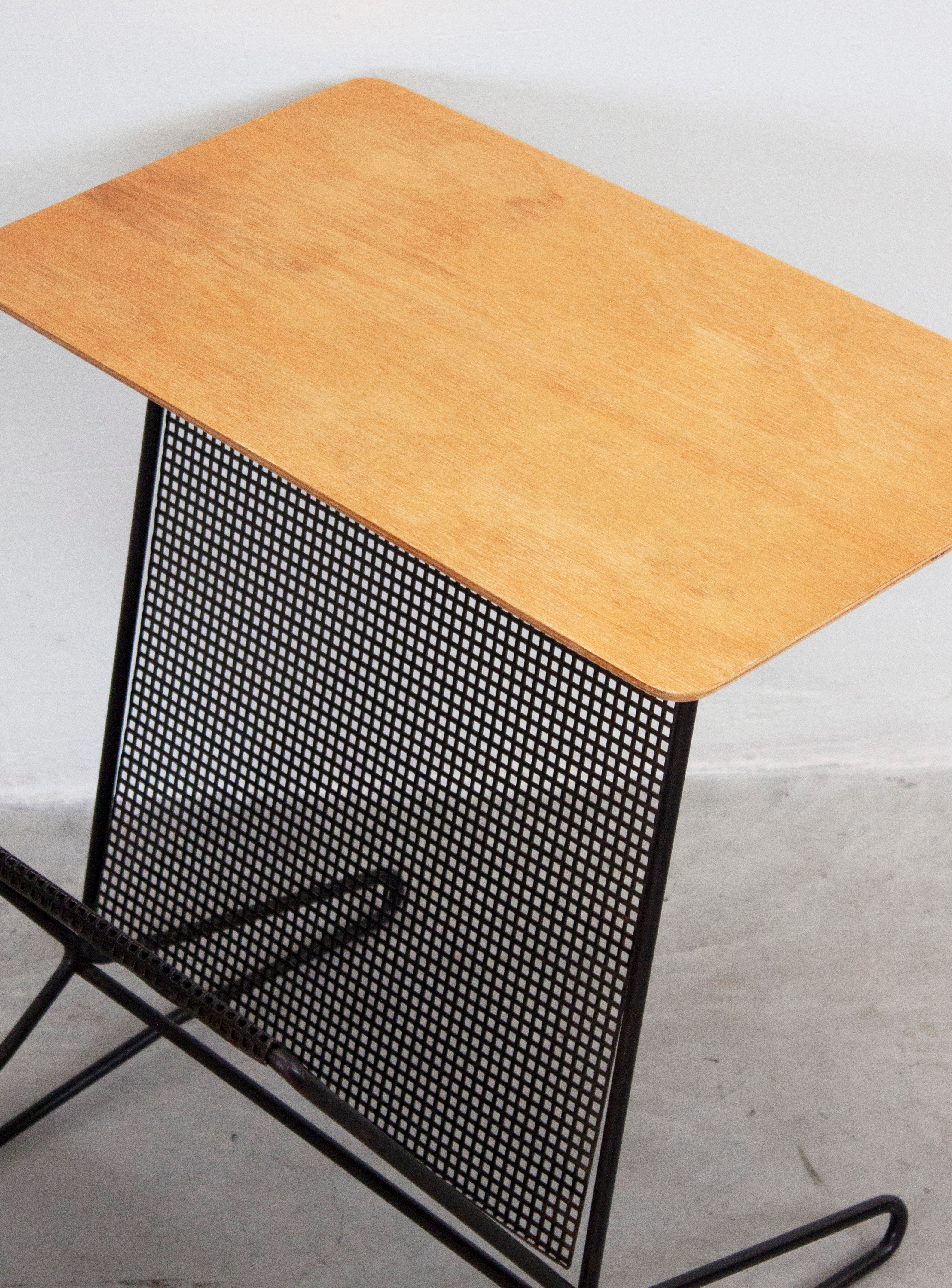 Pastoe TM05 Side Table with Magazine Rack by Cees Braakman - Image 22