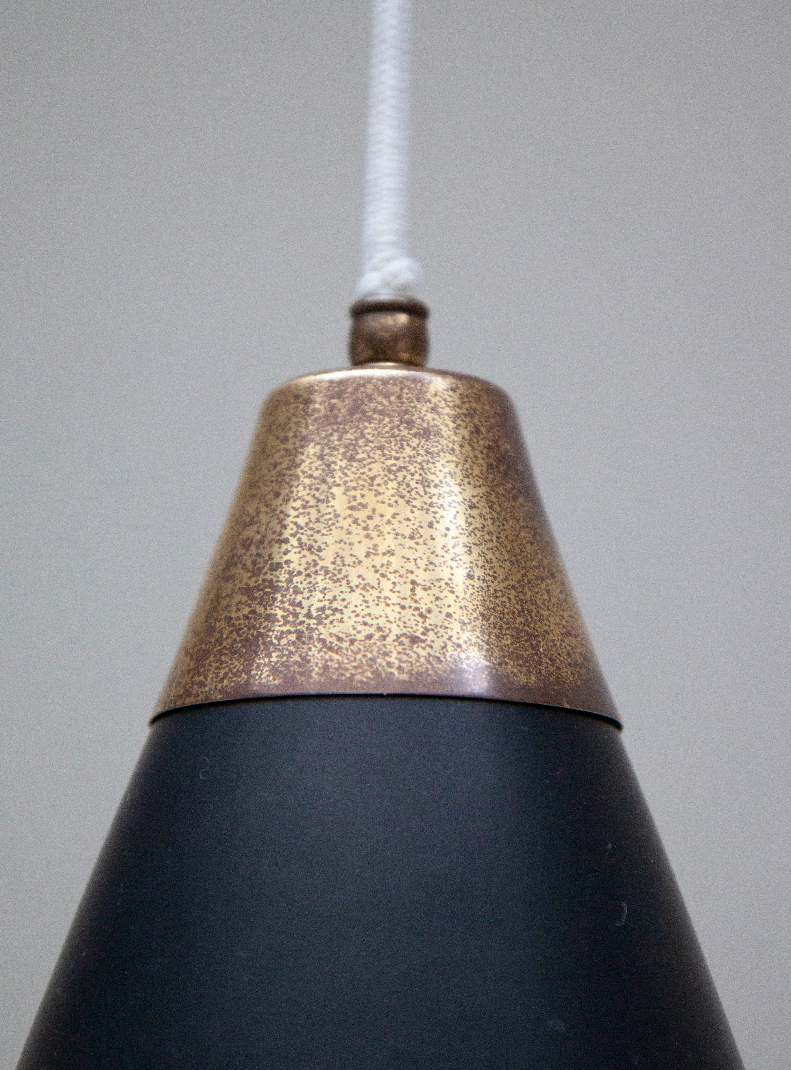 Pendant Lamp with Stars (Brass/Black) - Image 9