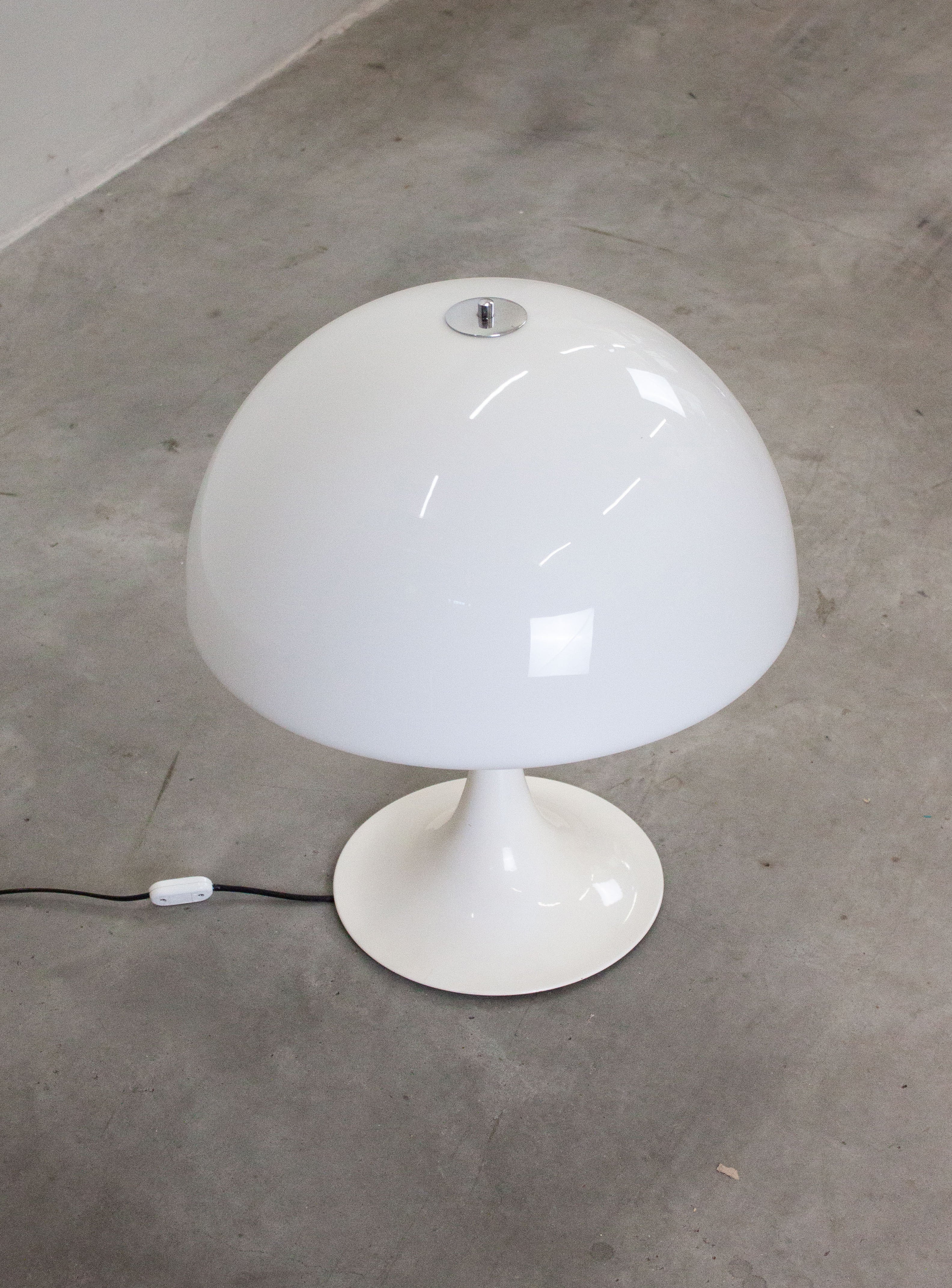 Raak Amsterdam Mushroom Lamp (White) - Image 19