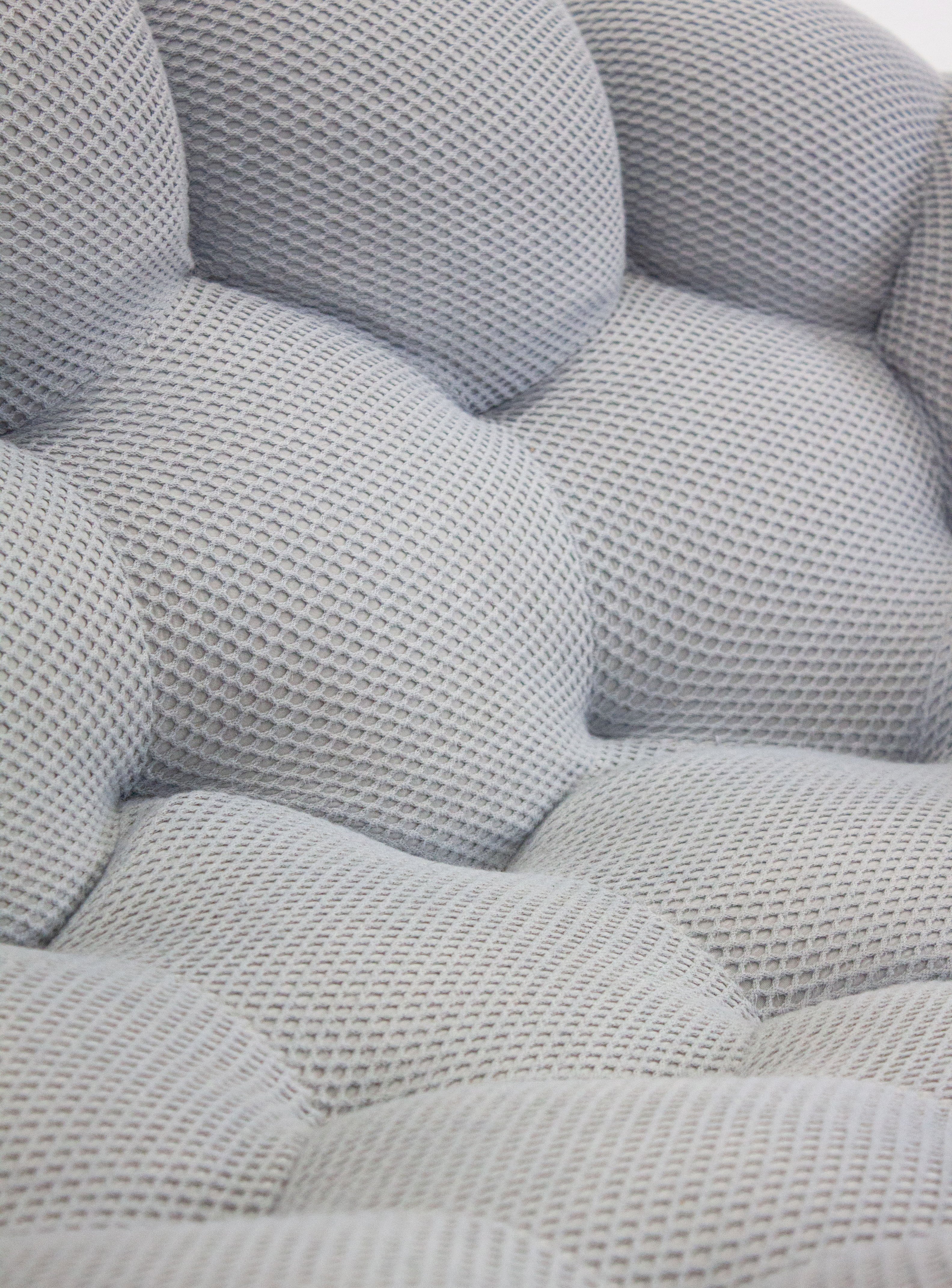 Roche Bobois Bubble 2 Curved 3/4-Seat Sofa by Sacha Lakic (Light Grey) - Image 17
