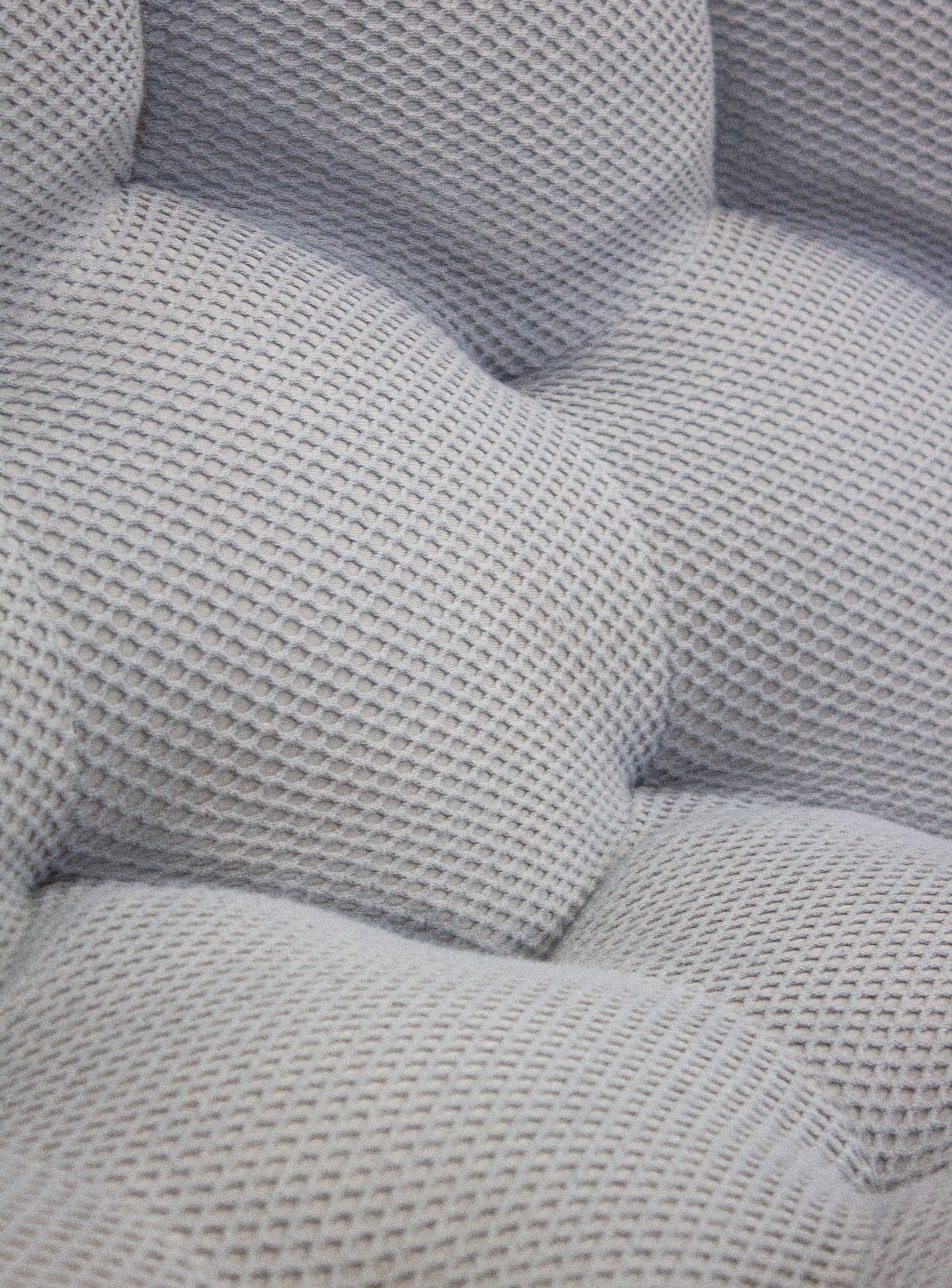 Roche Bobois Bubble 2 Curved 3/4-Seat Sofa by Sacha Lakic (Light Grey) - Image 18