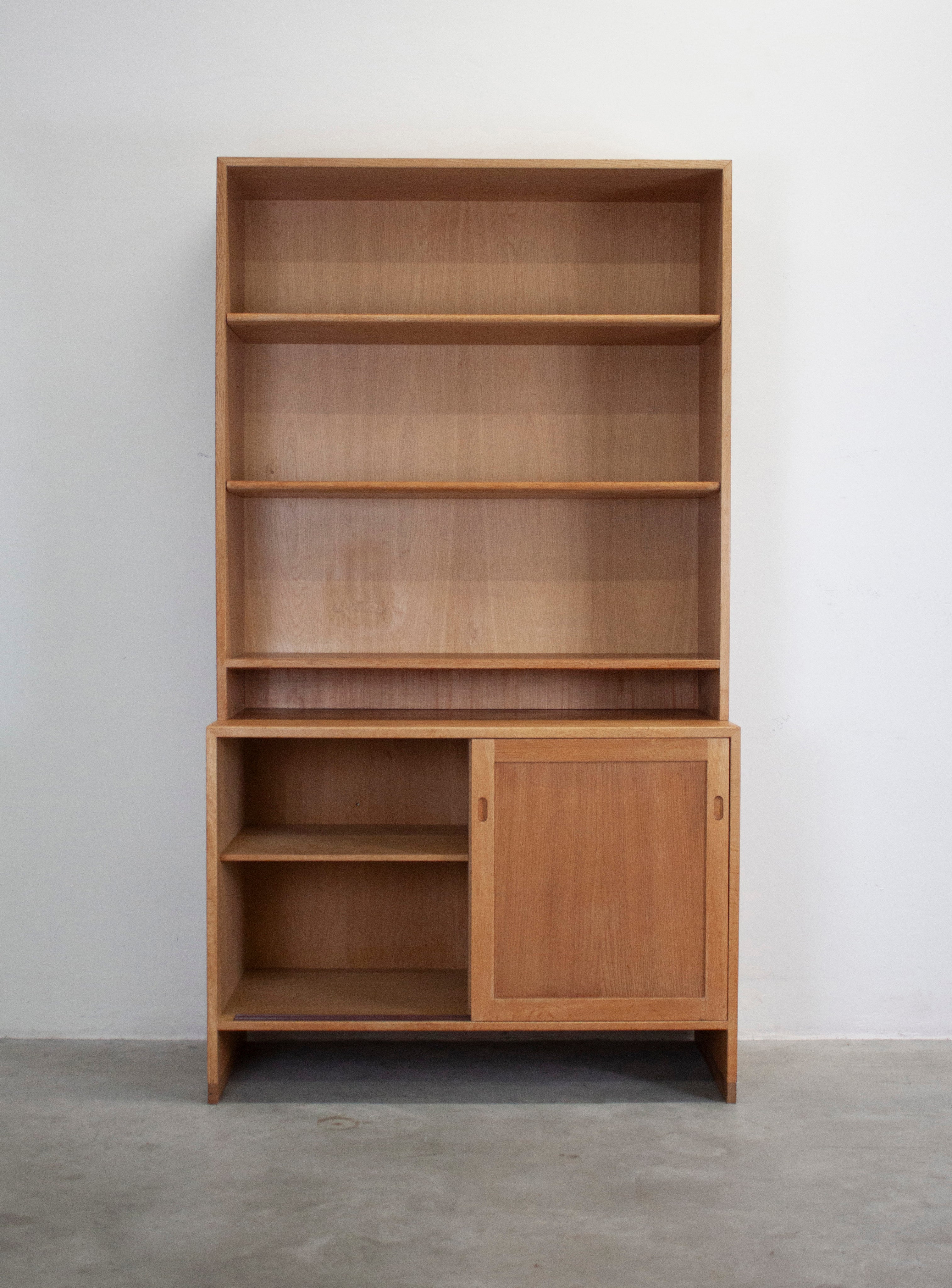 RY Møbler Oak Cabinet by Hans Wegner - Image 11