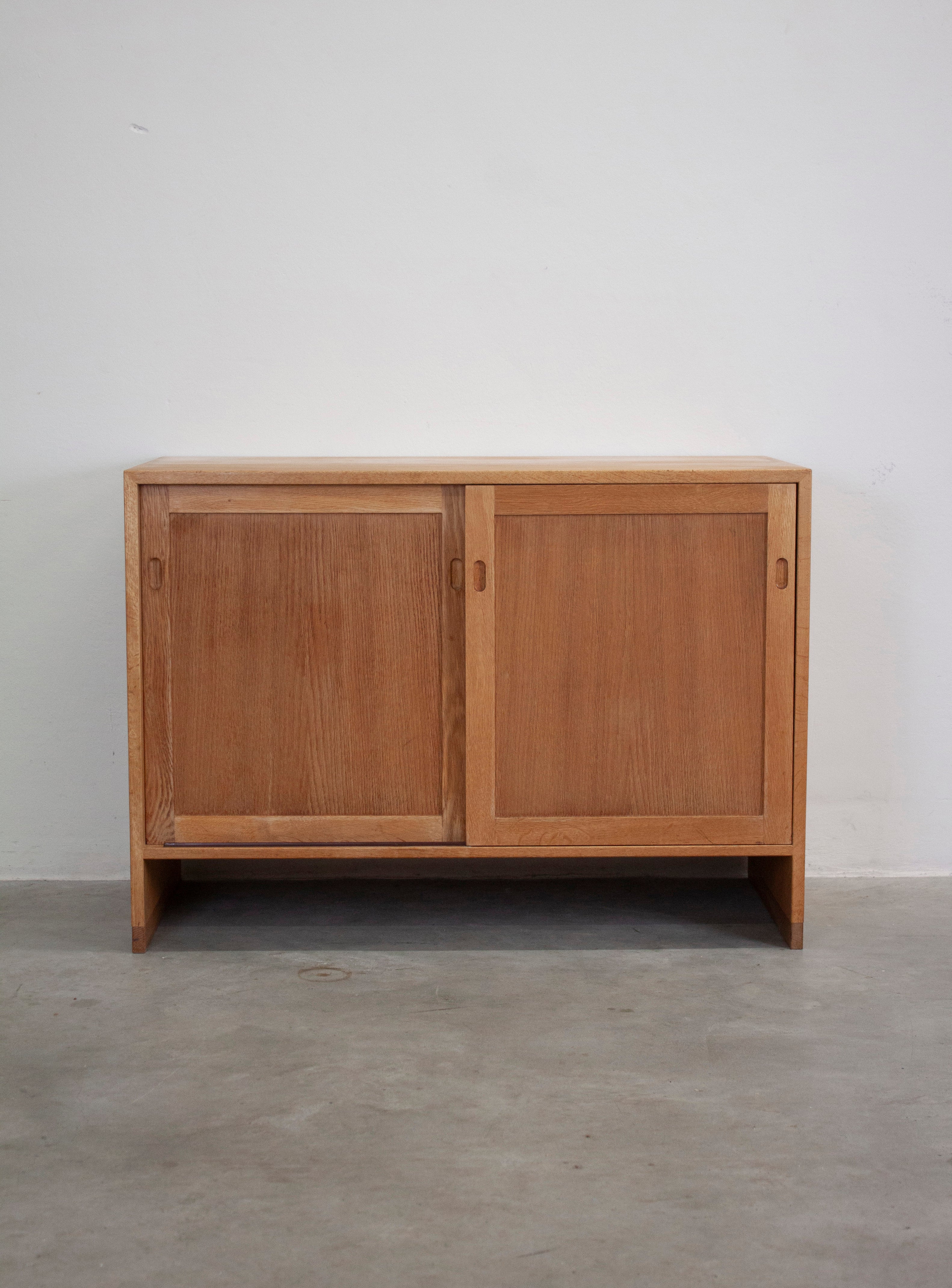 RY Møbler Oak Cabinet by Hans Wegner - Image 12